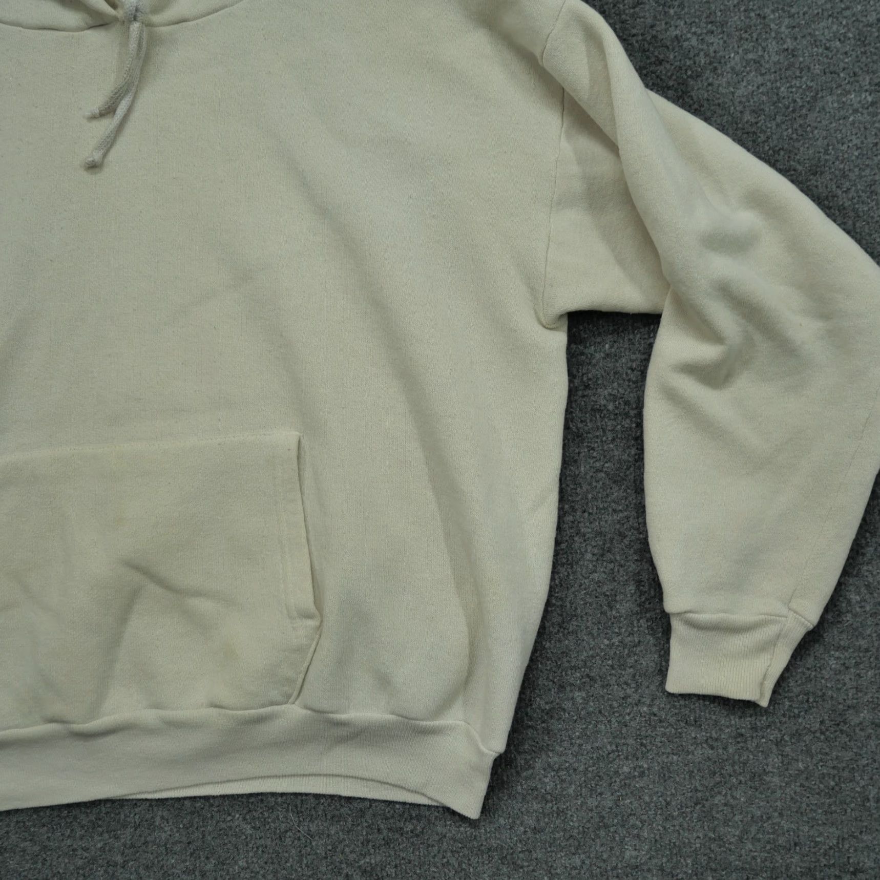 Vintage VINTAGE Bike Hoodie Mens Large L Ivory White Distressed Pullover Blank 80s 90s Logo Pocket Sweatshirt Size US L / EU 52-54 / 3 - 2 Thumbnail