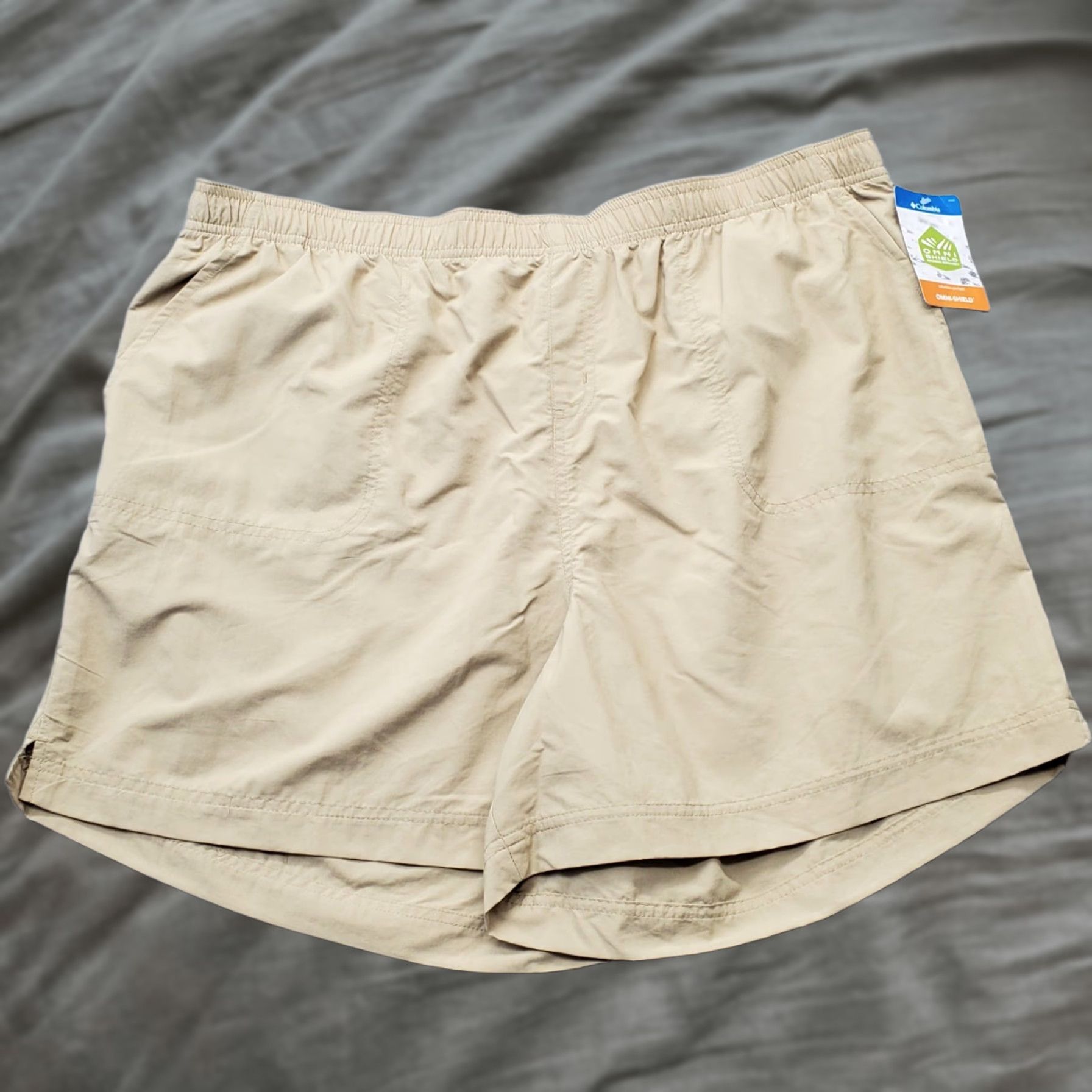Vintage Columbia Womens Shorts Brown Regular Fit Elastic Waist XXL Pocketville Trail Shorts Size 40" / US 18 - 1 Thumbnail