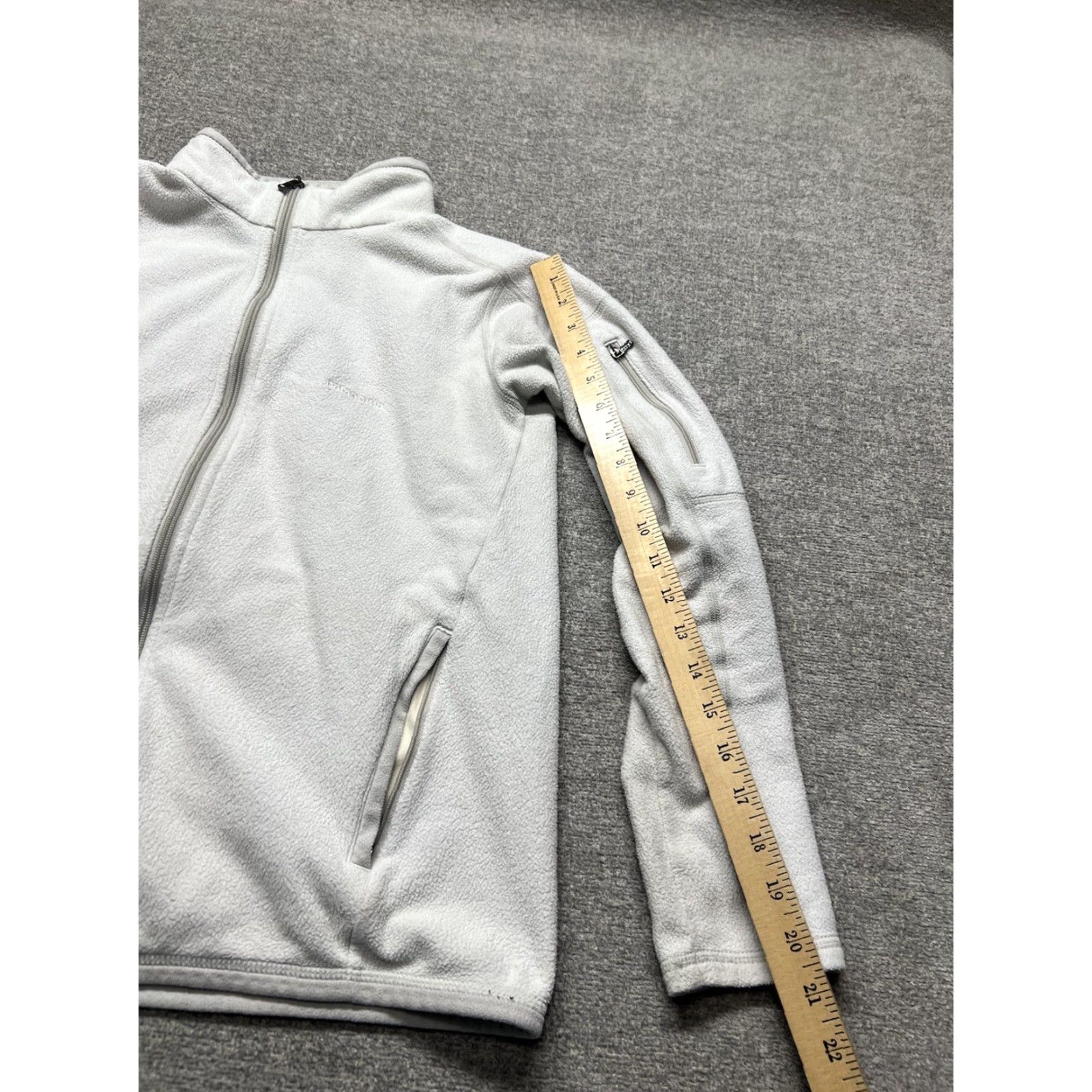 Patagonia Patagonia Jacket Women’s Small Full Zip White Fleece Sweatshirt Stretch Size S / US 4 / IT 40 - 7 Thumbnail