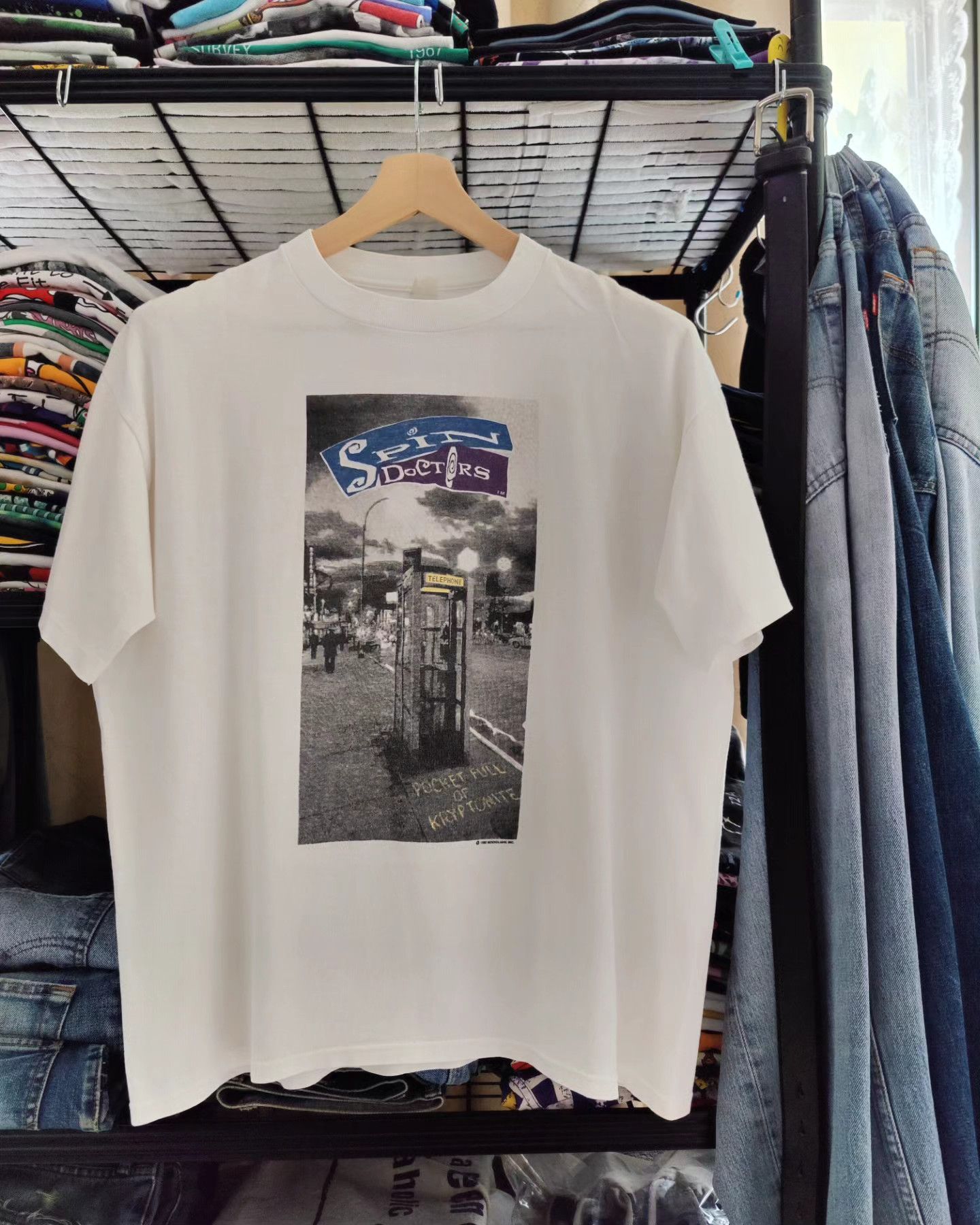 Band Tees vintage 90s Spin Doctors - Pocket Full of Kryptonite 1992 Size US L / EU 52-54 / 3 - 2 Thumbnail