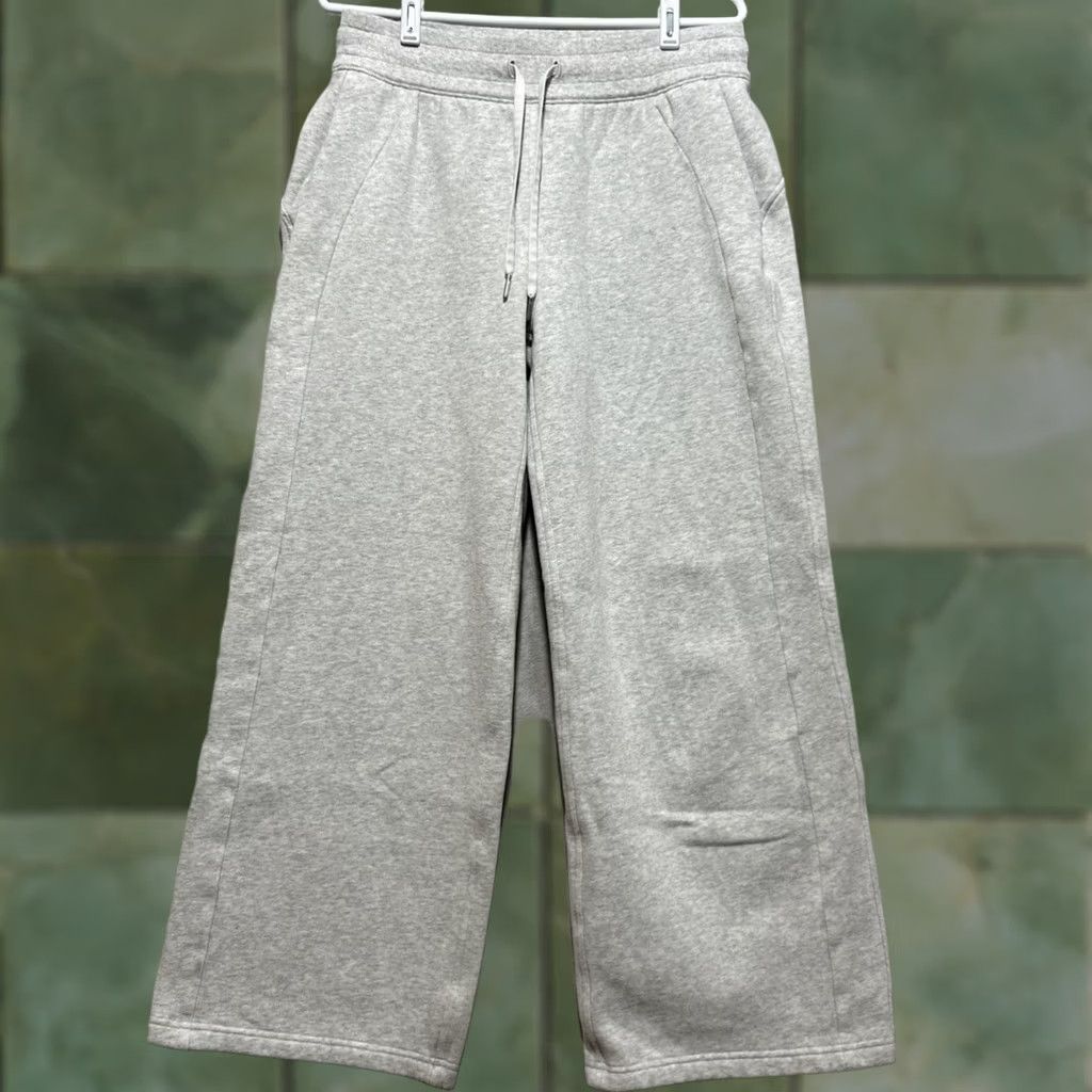 Lululemon Lululemon Scuba Women's Pant Heathered Grey Size Medium Wide-Leg Mid-Rise Sweatpants Athletic Casual Comfortable Size 32" / US 10 / IT 46 - 1 Thumbnail
