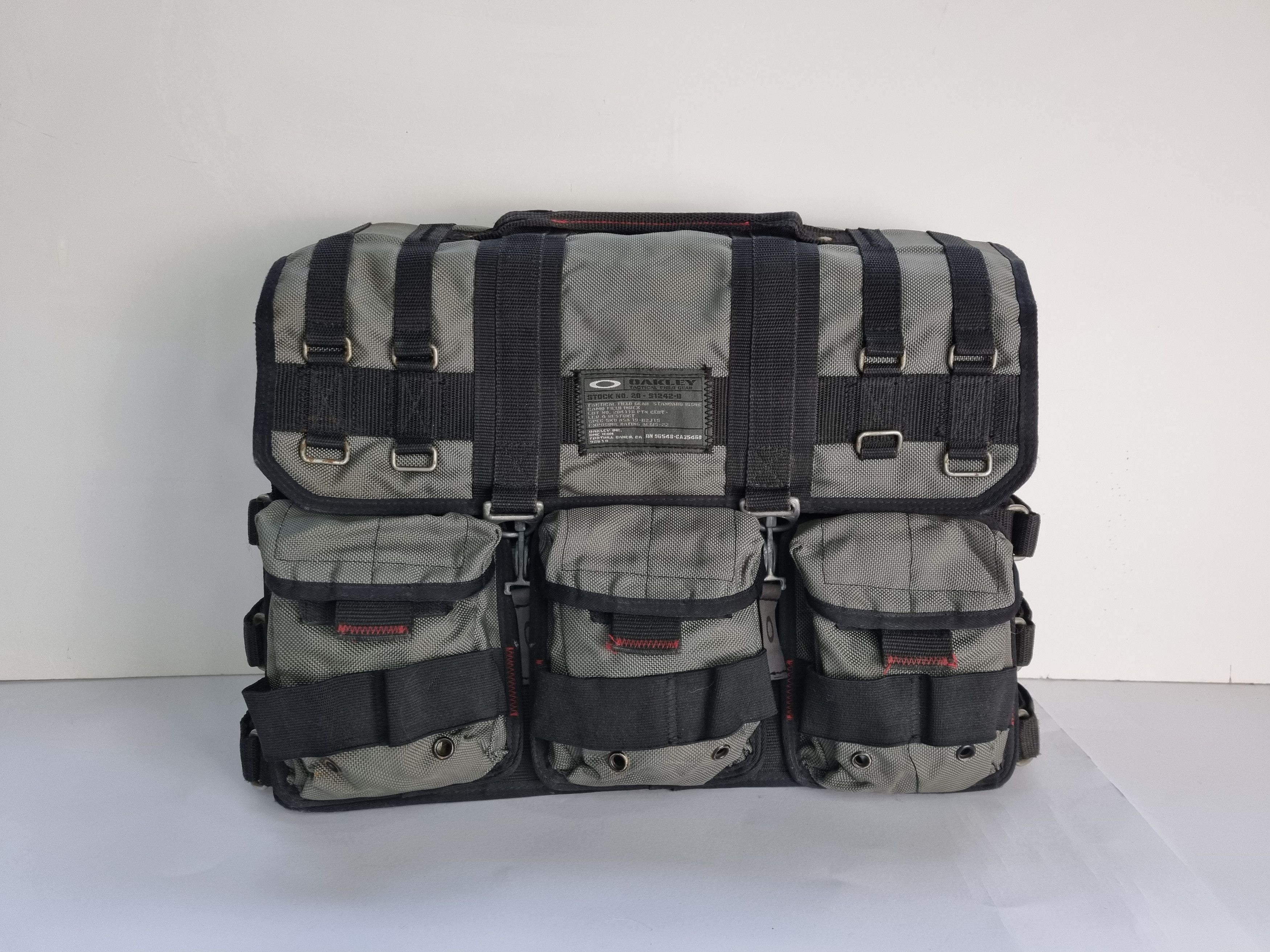 Oakley Iconic Oakley Tactical MultiPockets Messenger Laptop Bag Size ONE SIZE - 12 Thumbnail