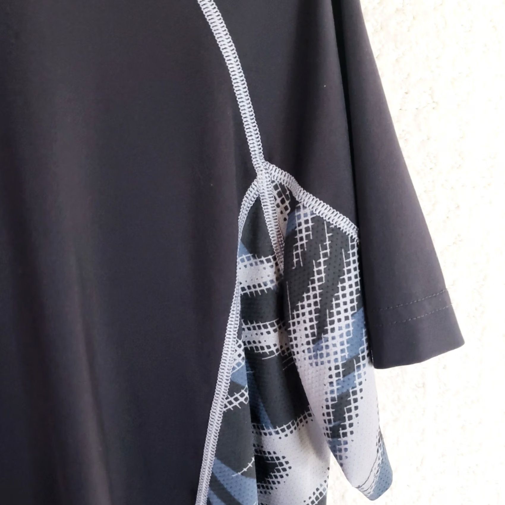Adidas Adidas Climacool Short Sleeve T-Shirt Men’s L Black Gray Camo Performance Shirt Sportswear Activewear Gym Running Outdoor Mens L Size US L / EU 52-54 / 3 - 5 Thumbnail