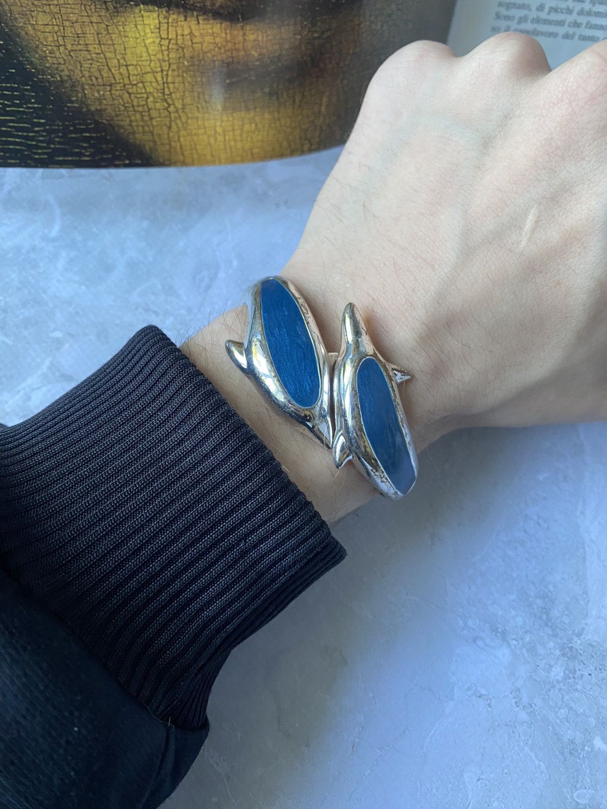 Japanese Brand × Jewelry × Vintage Vintage Dolphin Bracelet w/ Blue Enamel Size ONE SIZE - 8 Thumbnail