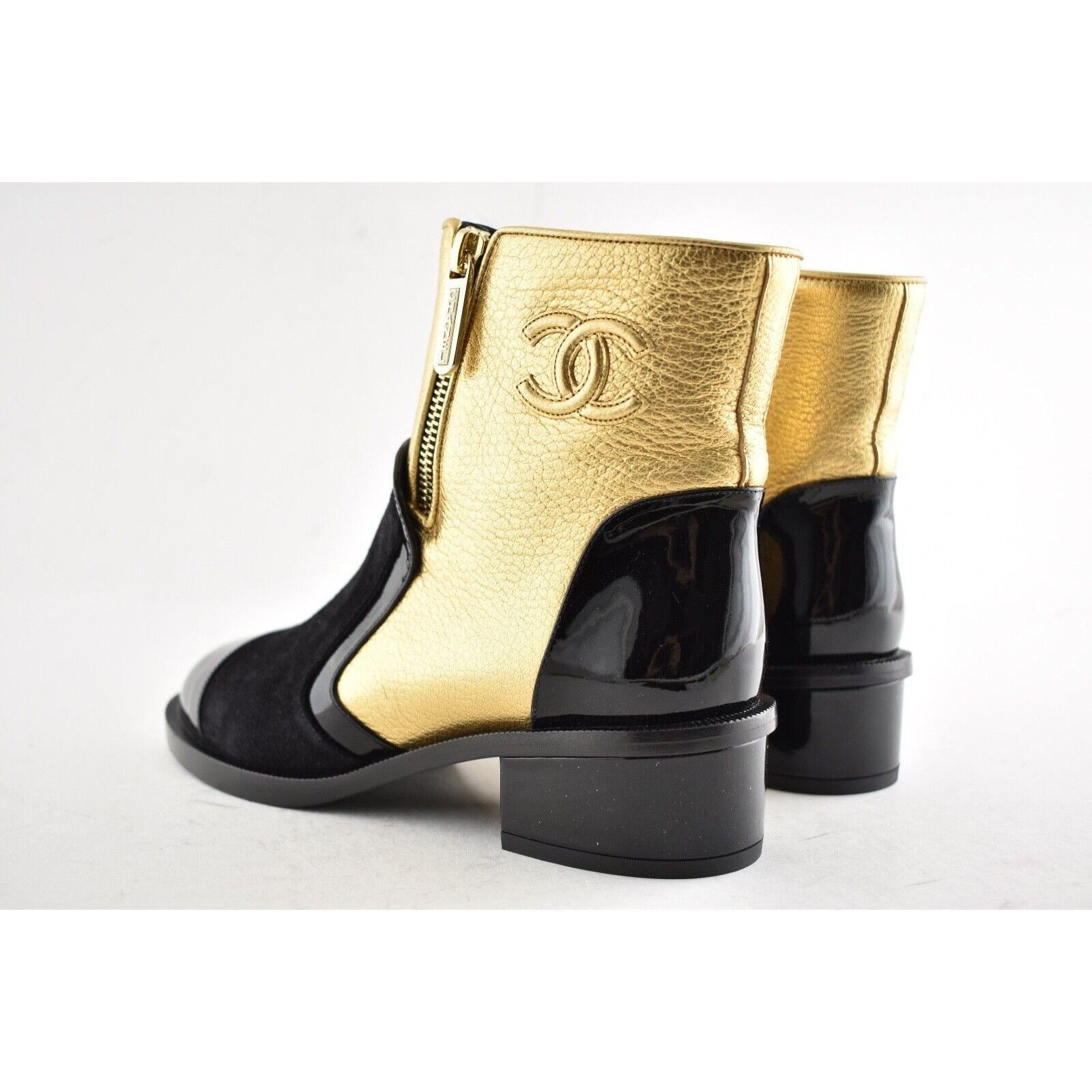 Chanel Chanel 18B Gold Black Patent Suede CC Logo Zipper Zip Size US 5 / IT 35 - 8 Thumbnail