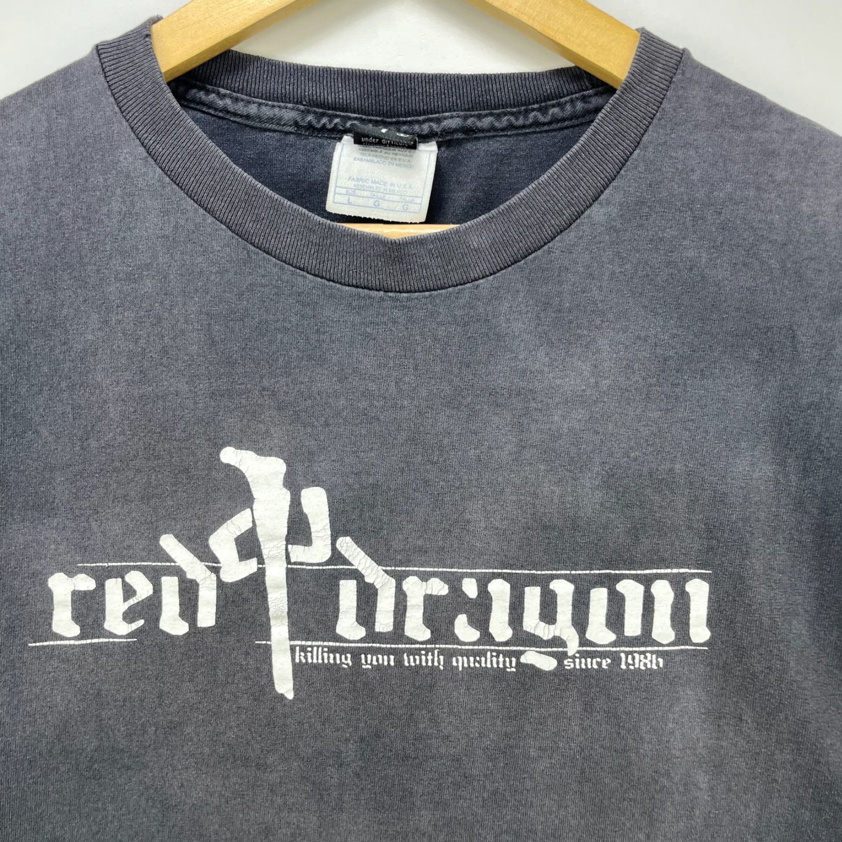 Vintage VINTAGE Red Dragon Skateboard Sun Faded T Shirt Large RDS Size US L / EU 52-54 / 3 - 3 Thumbnail