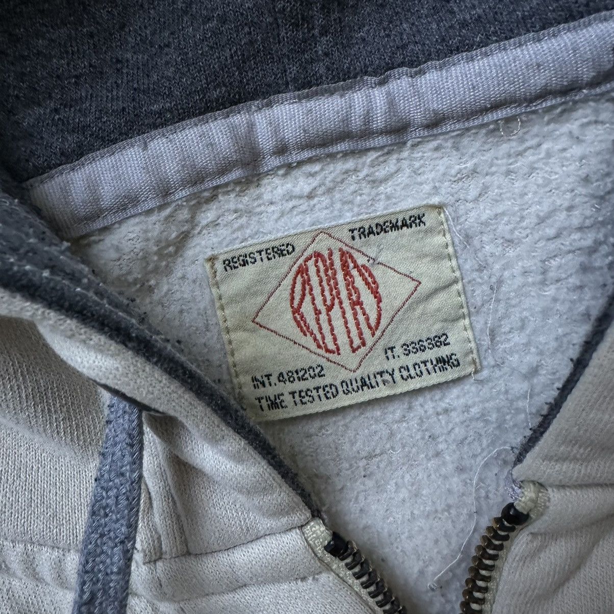 Replay VTG Mans Replay Zip Hoodie Size XL Distressed 00s USA Hype Size US XL / EU 56 / 4 - 12 Thumbnail