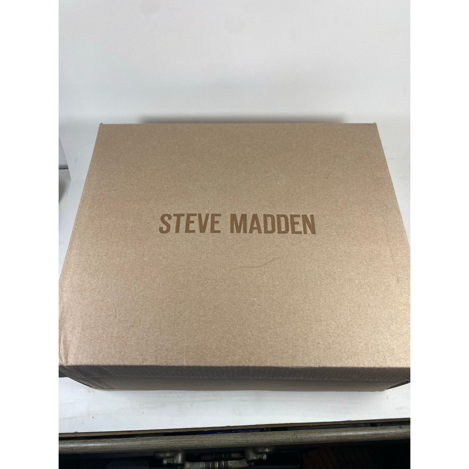 Steve Madden Steve Madden Rudi Black Leather Faux Fur Oxfords Women's 9.5 Size US 9.5 / IT 39.5 - 2 Thumbnail