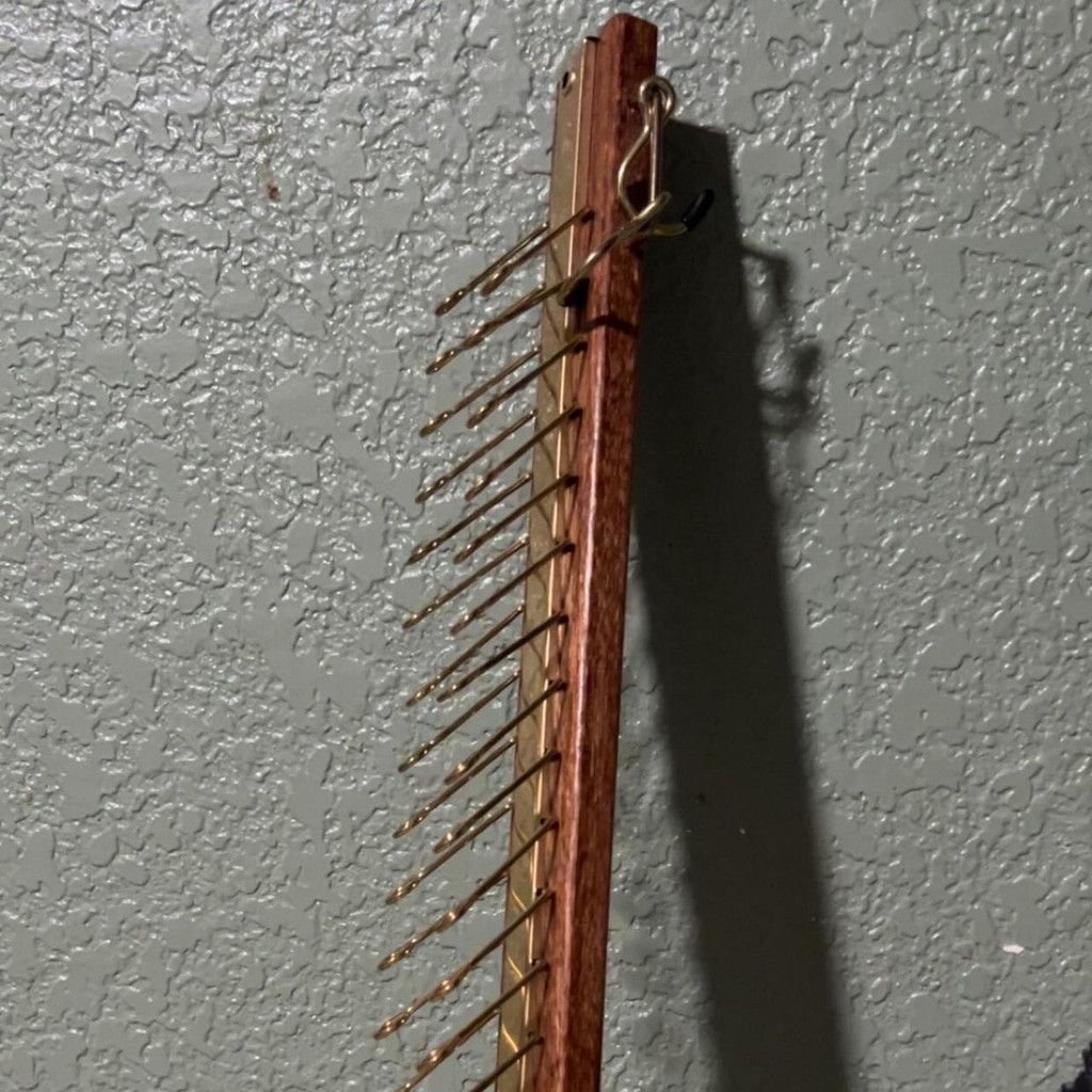 The Unbranded Brand vintage wood and brass wall-mounted tie rack organizer Size ONE SIZE - 2 Thumbnail