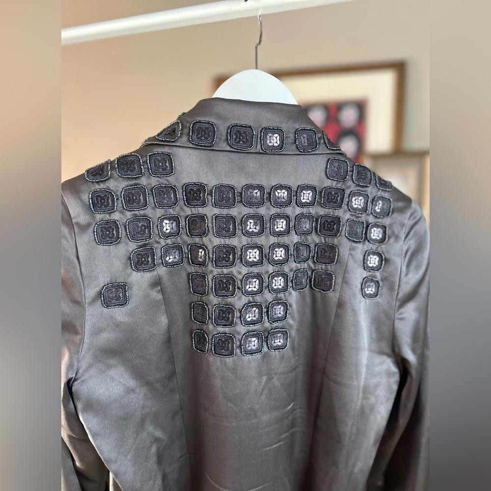 Designer Biya , Johnny Was, Silver embroidered Trench, 100% silk Size S / US 4 / IT 40 - 4 Thumbnail