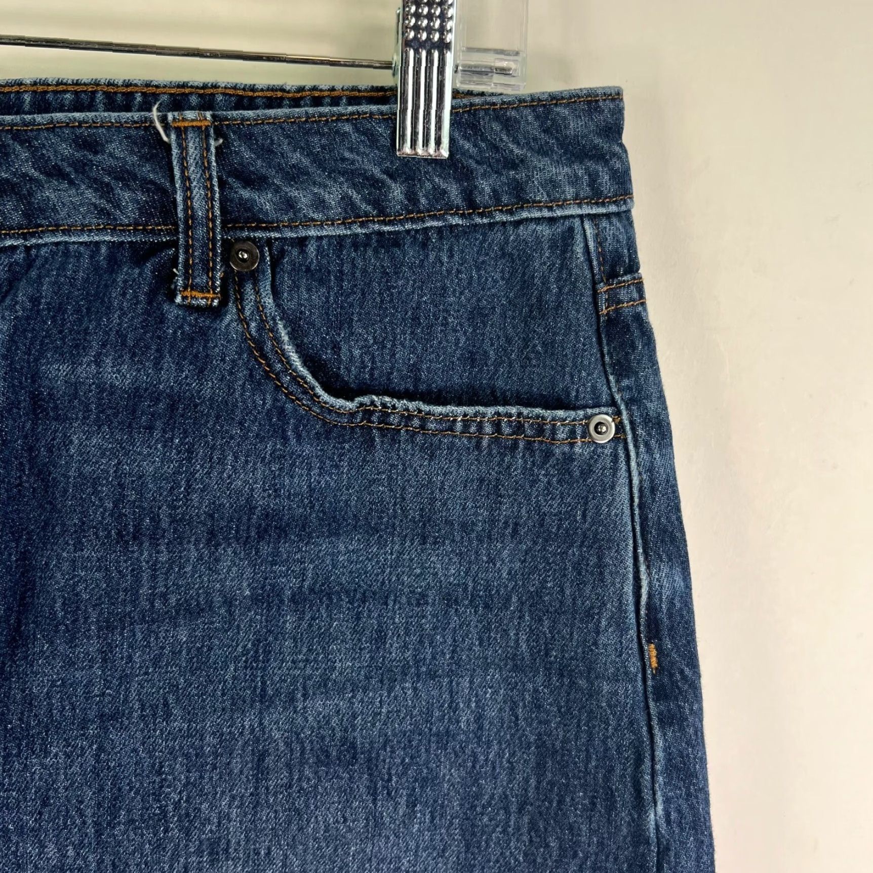 Vintage VINTAGE Time And Tru Denim Mini Skirt Women 12 Blue Pockets 90s City Cowboy Midi Rise Mid Wear Zip Buttons Fringe Size 34" / US 12 / IT 48 - 2 Thumbnail