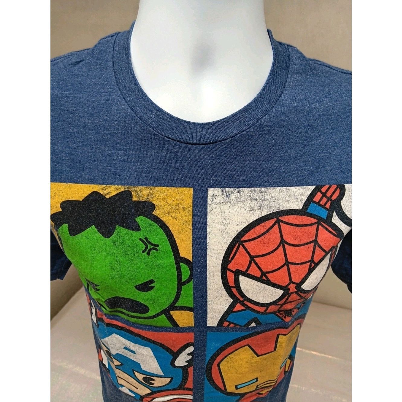 Marvel Comics Marvel Super Heroes Chibi Navy Blue Men's Medium Shirt Size US M / EU 48-50 / 2 - 3 Thumbnail