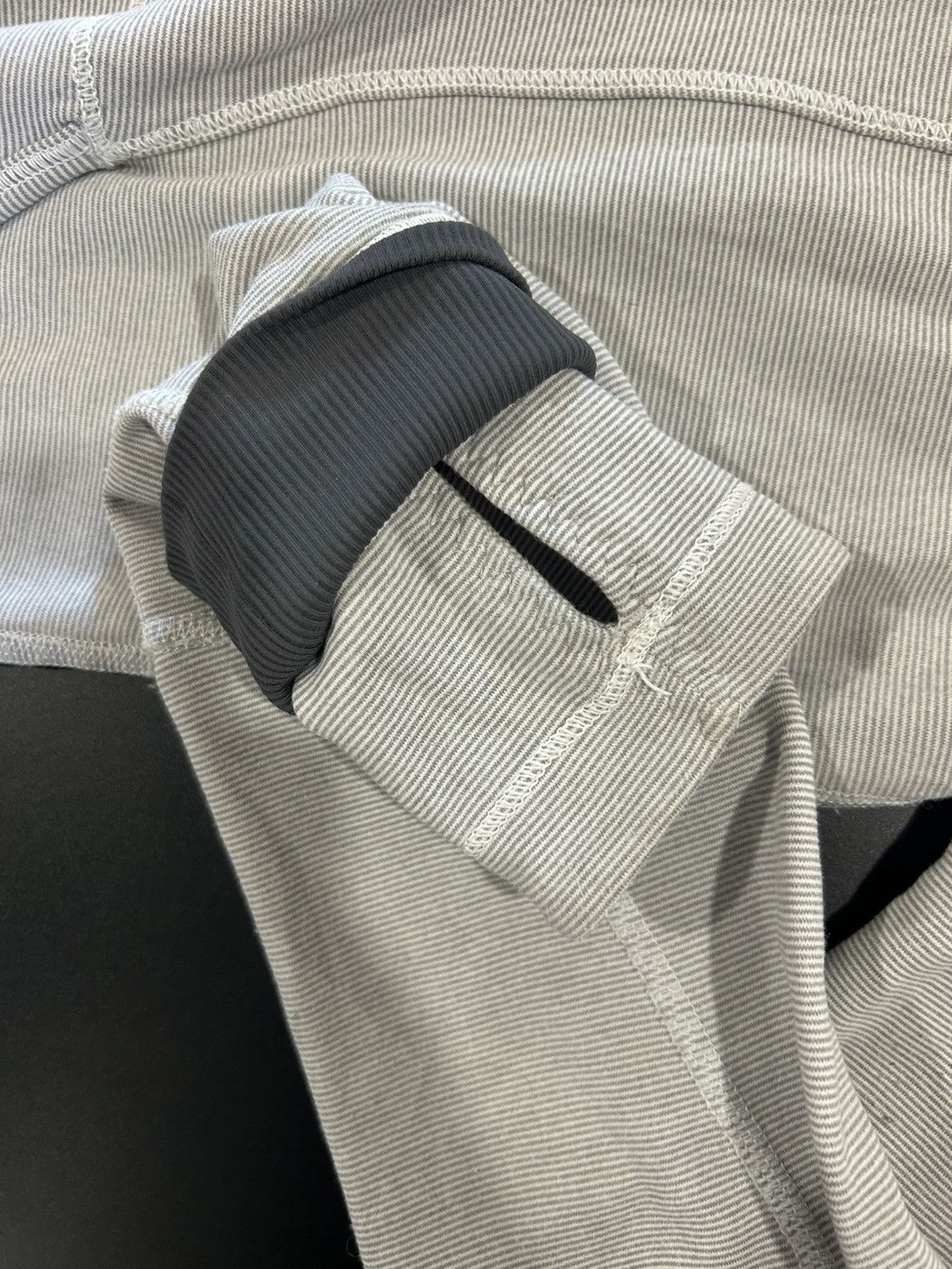 Lululemon lululemon Light Gray Hooded Pullover w Ponytail Hood Size S / US 4 / IT 40 - 3 Thumbnail