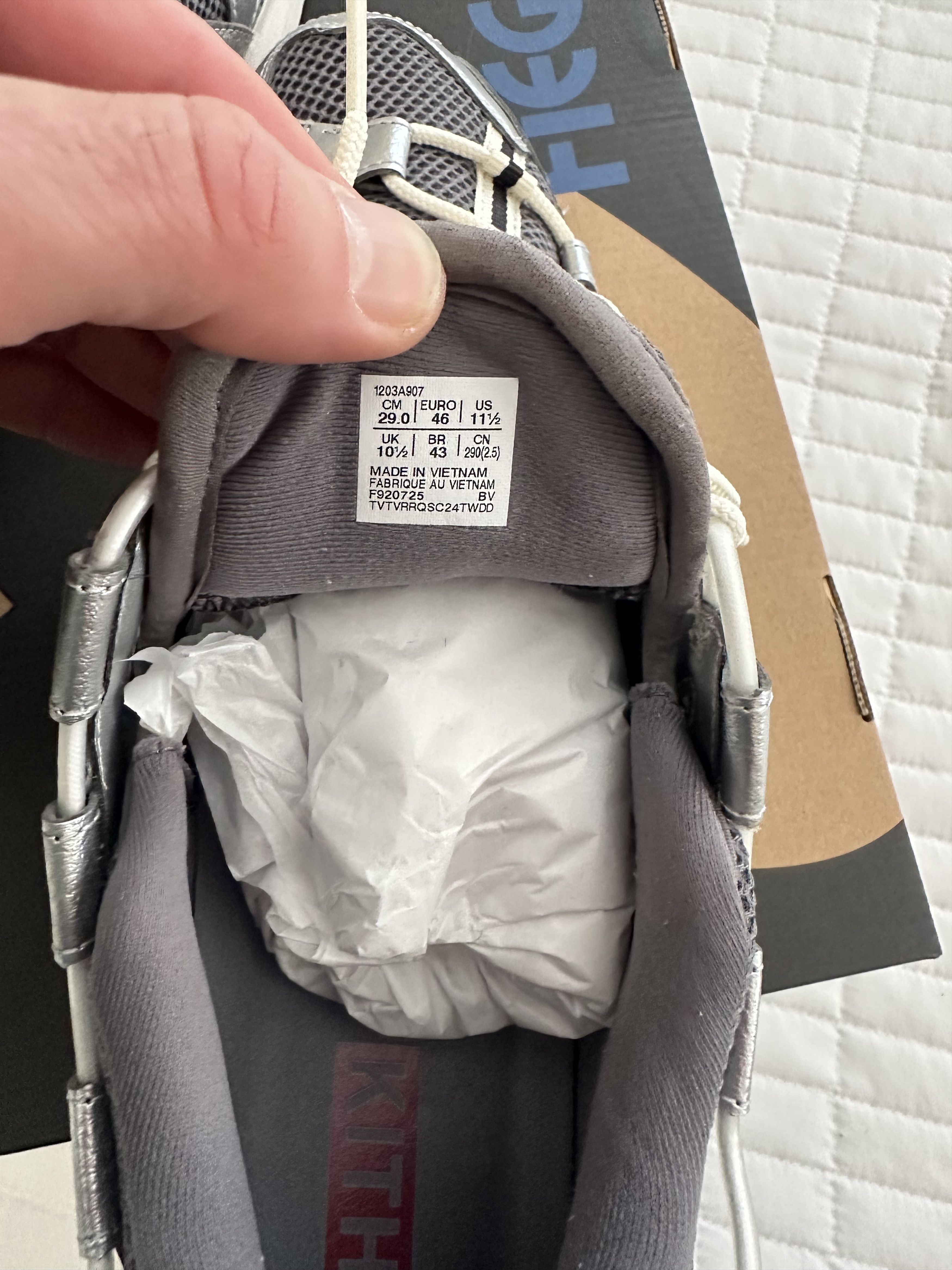 Asics × Ronnie Fieg Ronnie Fieg for ASICS GEL-MAI 0.1 Japan Kith Size US 11.5 / EU 44-45 - 13 Thumbnail