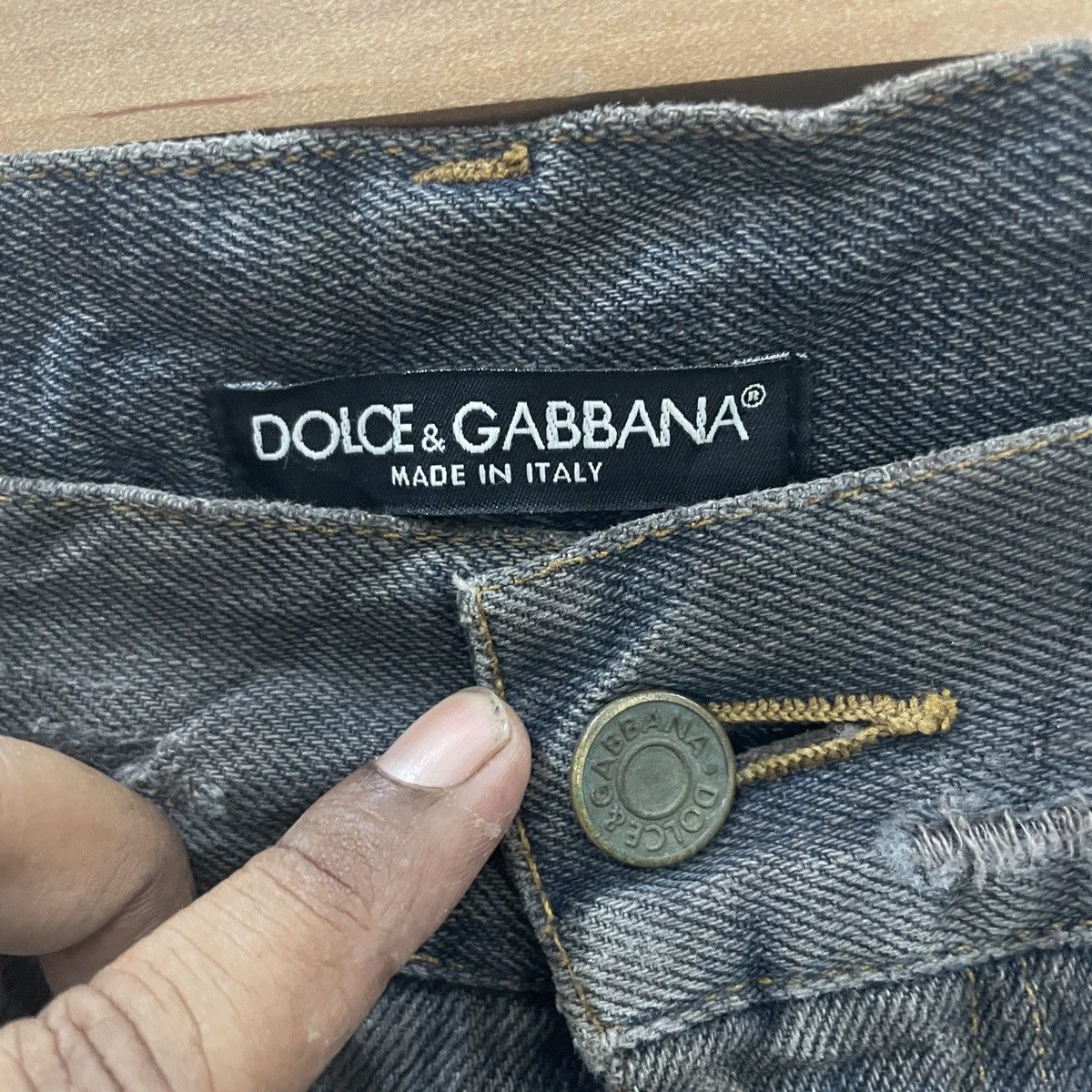 Dolce & Gabbana Vintage Dolce & Gabbana Distressed Denim Size 34" / US 12 / IT 48 - 5 Thumbnail