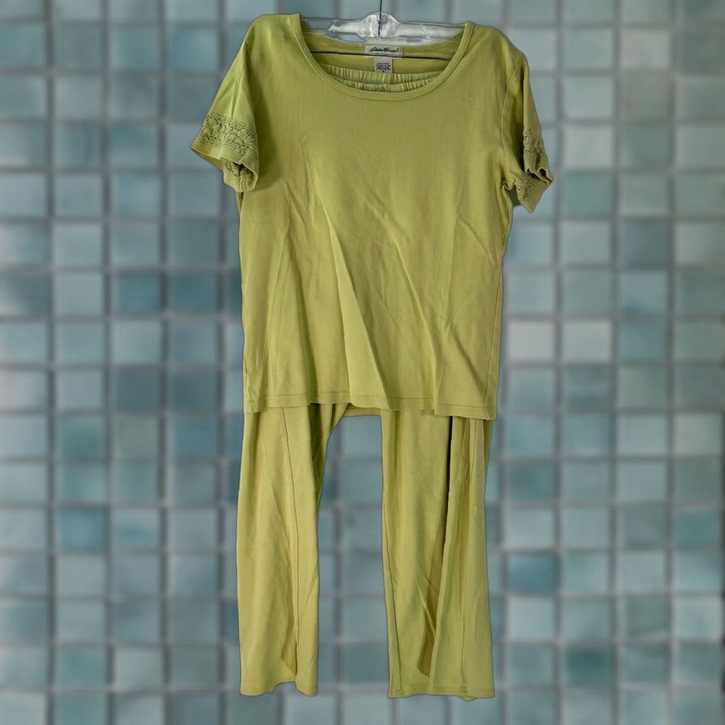 Eddie Bauer Eddie Bauer Womens Green Short Sleeve Pajama Set Size S/M Casual Solid Cotton Lightweight Sleepwear Size 28" / US 6 / IT 42 - 1 Thumbnail