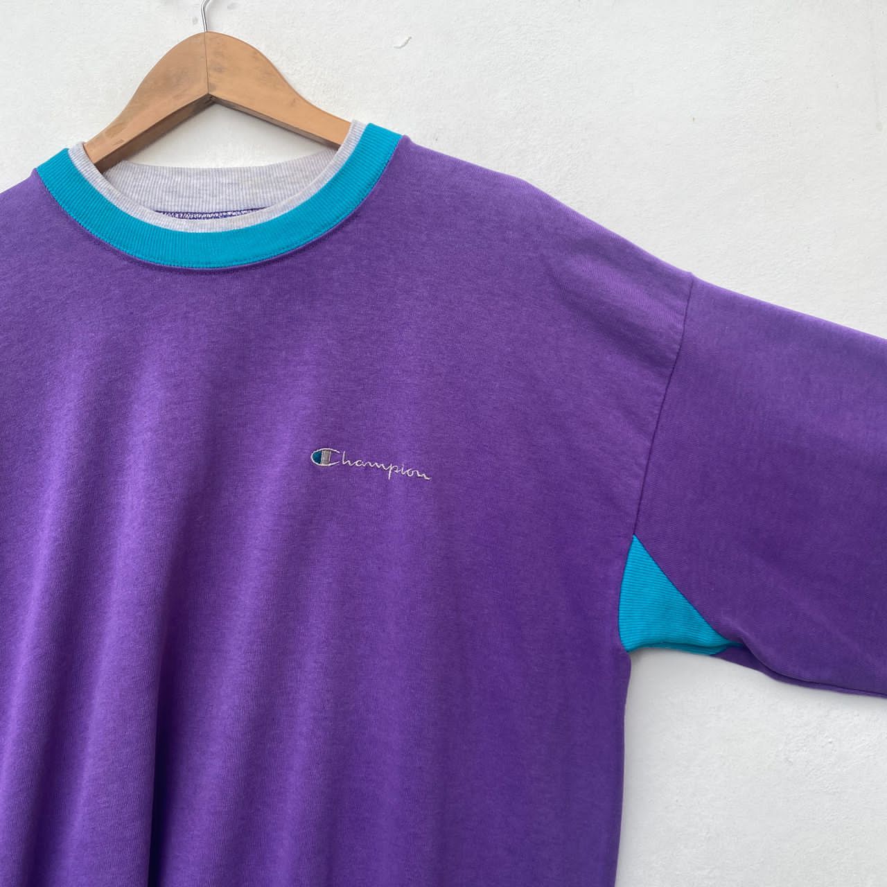 Champion × Vintage VINTAGE CHAMPION THIN SWEATSHIRT LARGE PULLOVER Size US L / EU 52-54 / 3 - 4 Thumbnail
