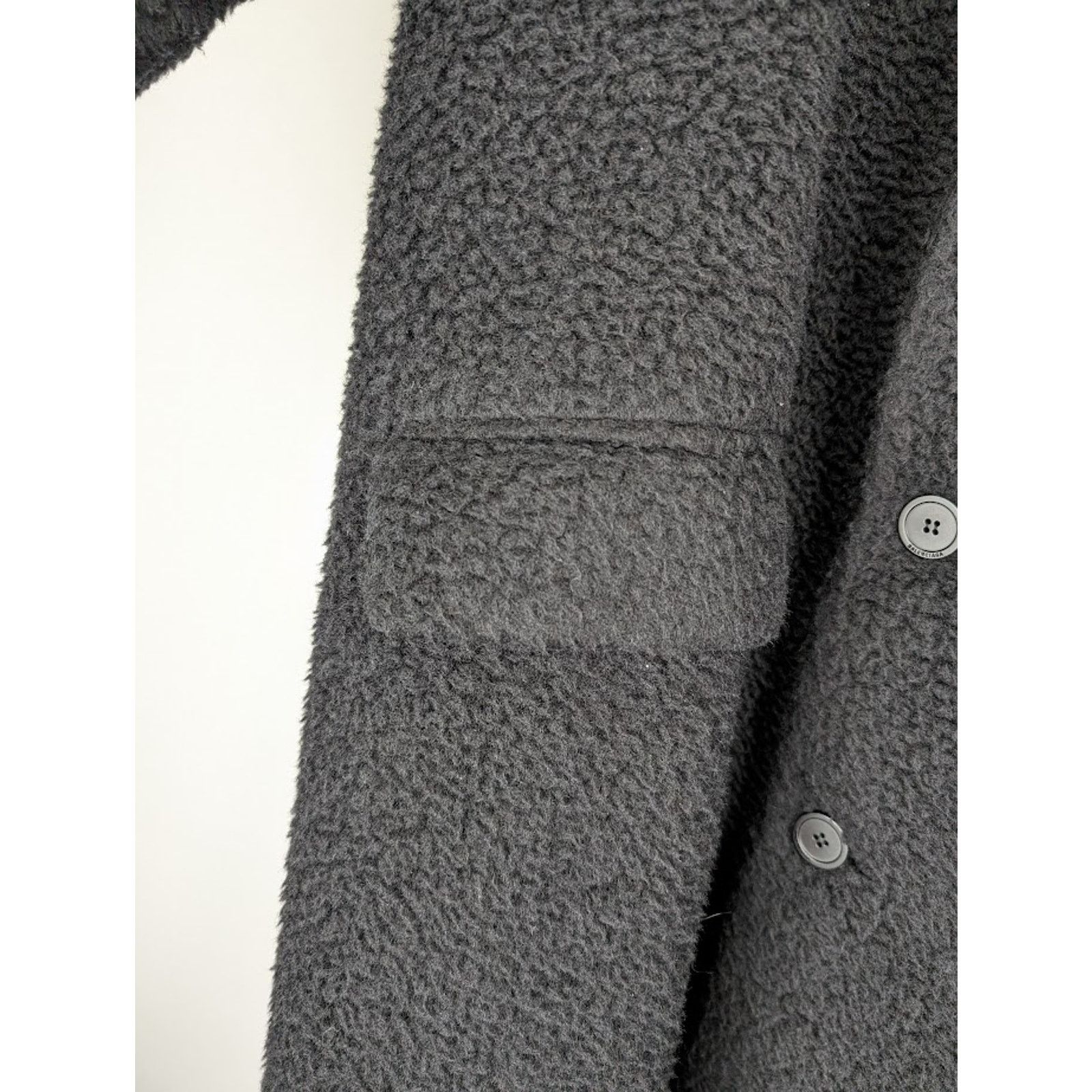 Balenciaga o1rshd1 Boxy Coat Fur in Black Size US XS / EU 42 / 0 - 6 Thumbnail