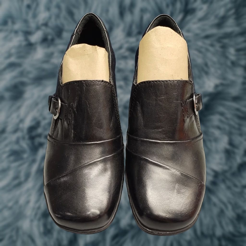 Vintage Earth Boots McLean Bootie Womens Size 7 Black Leather Slip On Block Heel Shoes Size US 7 / IT 37 - 1 Thumbnail