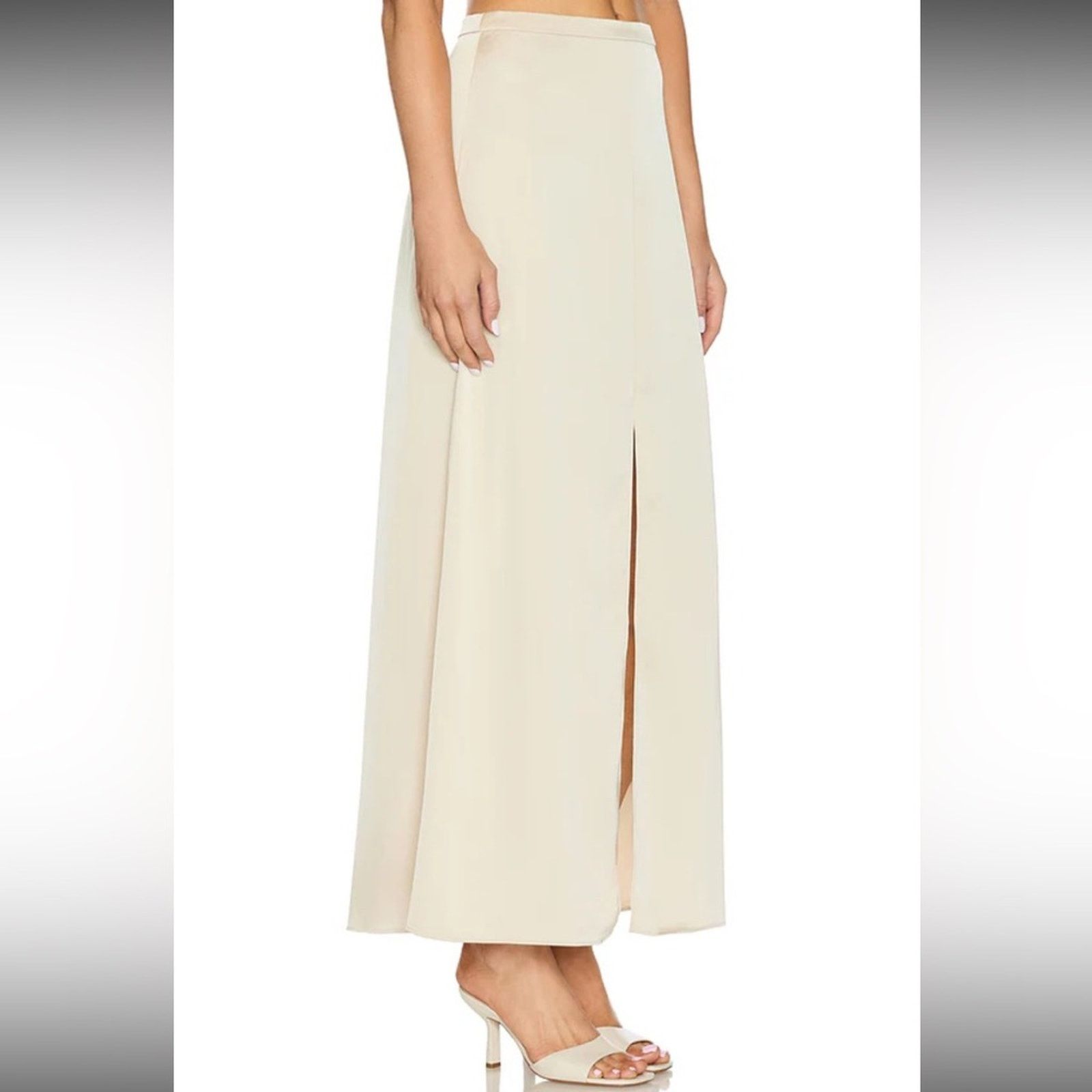 ASTR The Label NWT Astr the Label Ivory Maxi Skirt Size Small Size 27" / US 4 / IT 40 - 2 Thumbnail