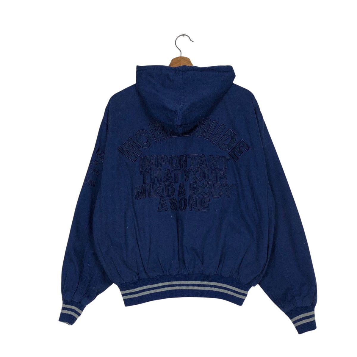 Japanese Brand × Vintage 📌Vintage Bombet Jacket Reversible Worldwide Issey Miyake Size US M / EU 48-50 / 2 - 9 Thumbnail