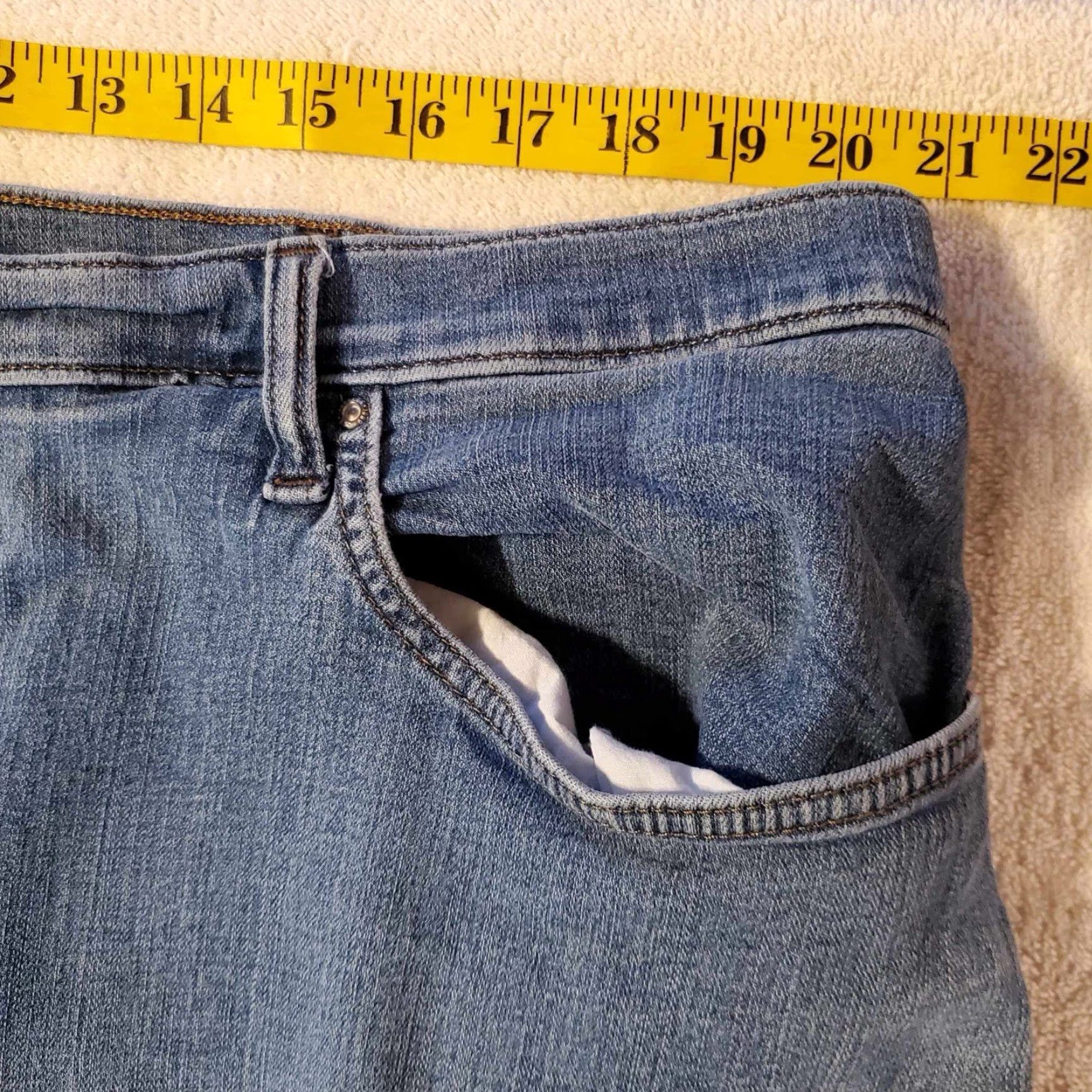 Lee Lee Relaxed Fit Capri Jeans Women 40 X 19 Blue Denim 5-Pocket Lee Riders Mid Rise Capri Size 27" / US 4 / IT 40 - 4 Thumbnail