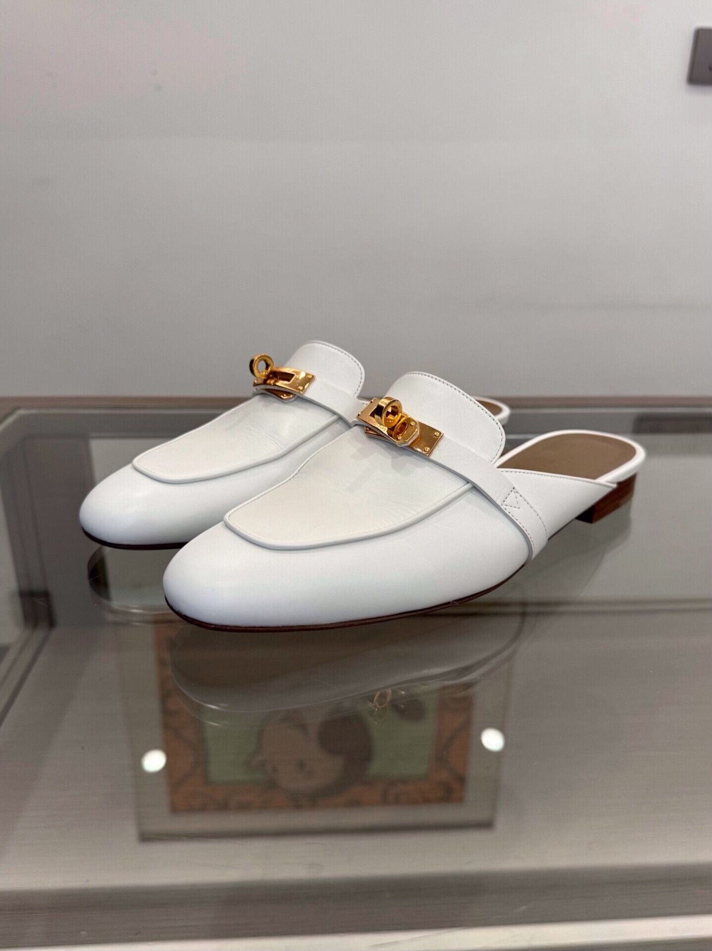 Hermes Hermes Oz White Kelly Buckle Mules Size US 8 / IT 38 - 1 Thumbnail