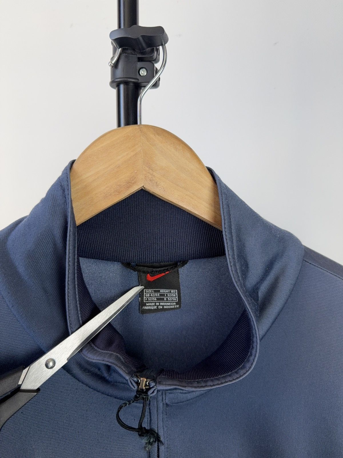 Nike × Vintage Vintage 90s Nike Zip hoodie travis scott style rare retro Size US L / EU 52-54 / 3 - 6 Thumbnail