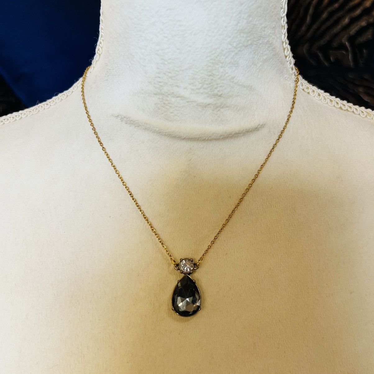 Handmade Handcrafted vintage faceted smoky glass pendant necklace Size ONE SIZE - 2 Thumbnail