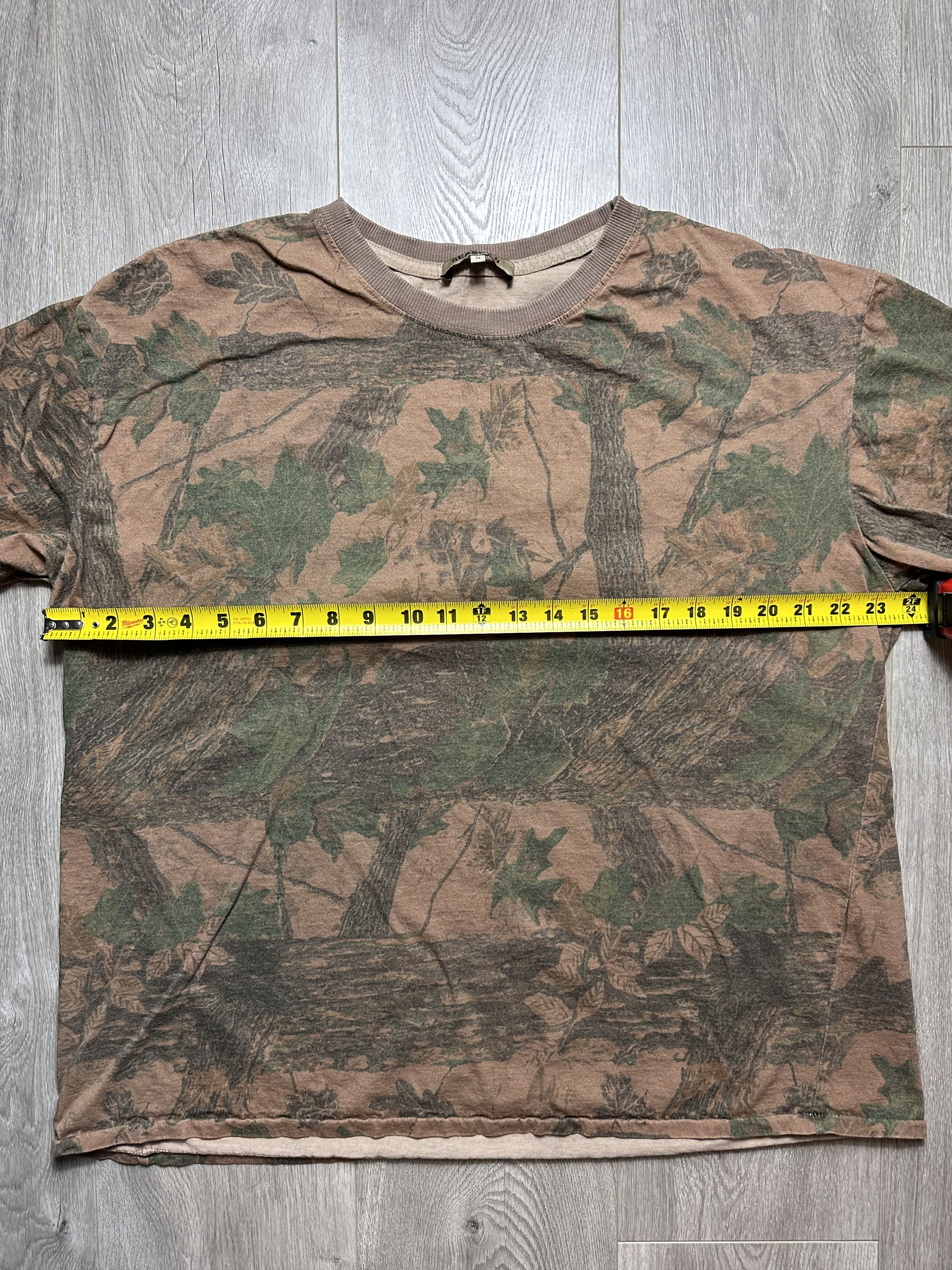 Yeezy Yeezy Season 4 Woodland Camo Oversized T-Shirt Size US S / EU 44-46 / 1 - 8 Thumbnail