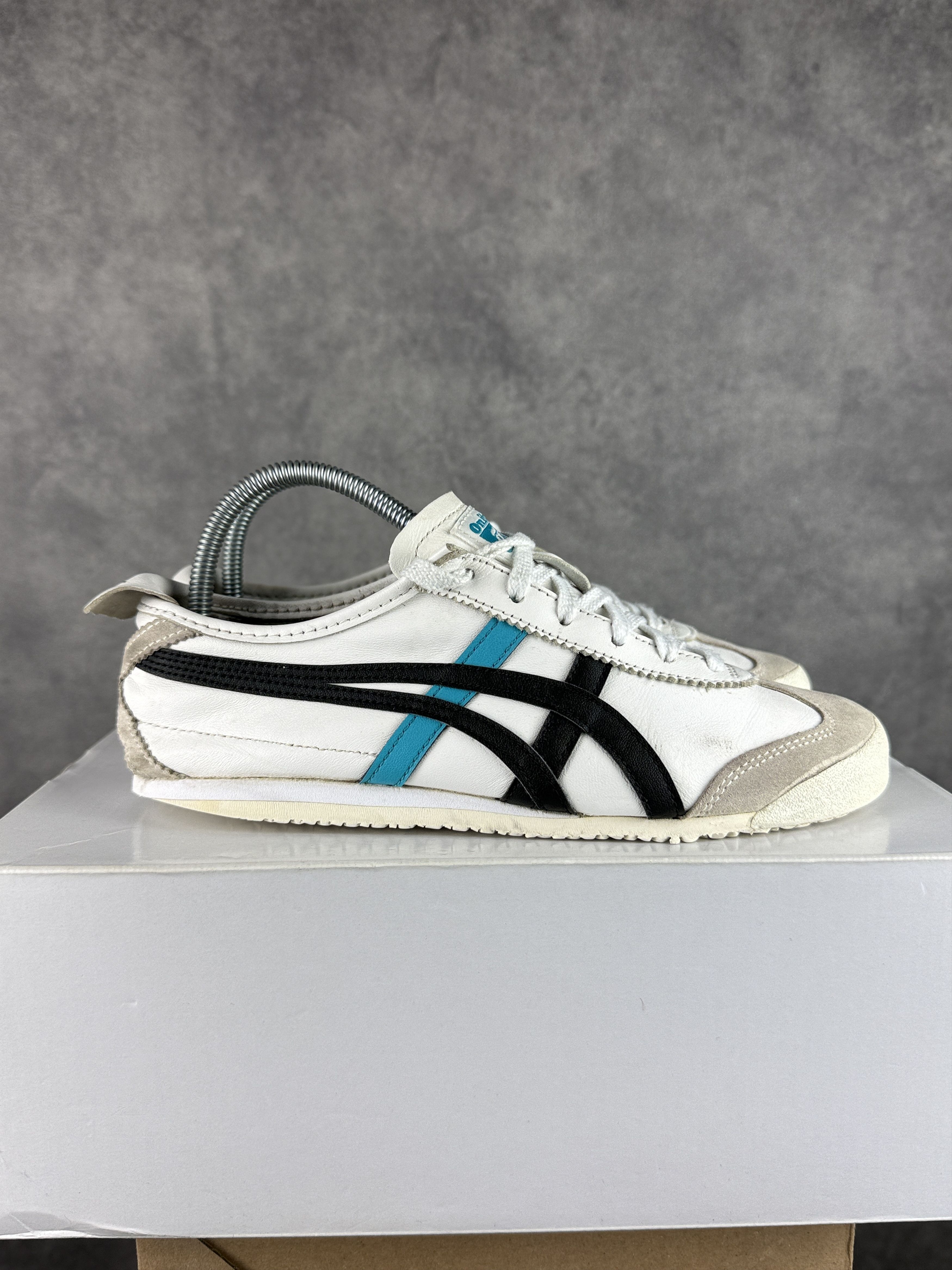 Onitsuka Tiger ASICS X Onitsuka Tiger low white black Y2K vintage leather Size US 7 / IT 37 - 4 Thumbnail
