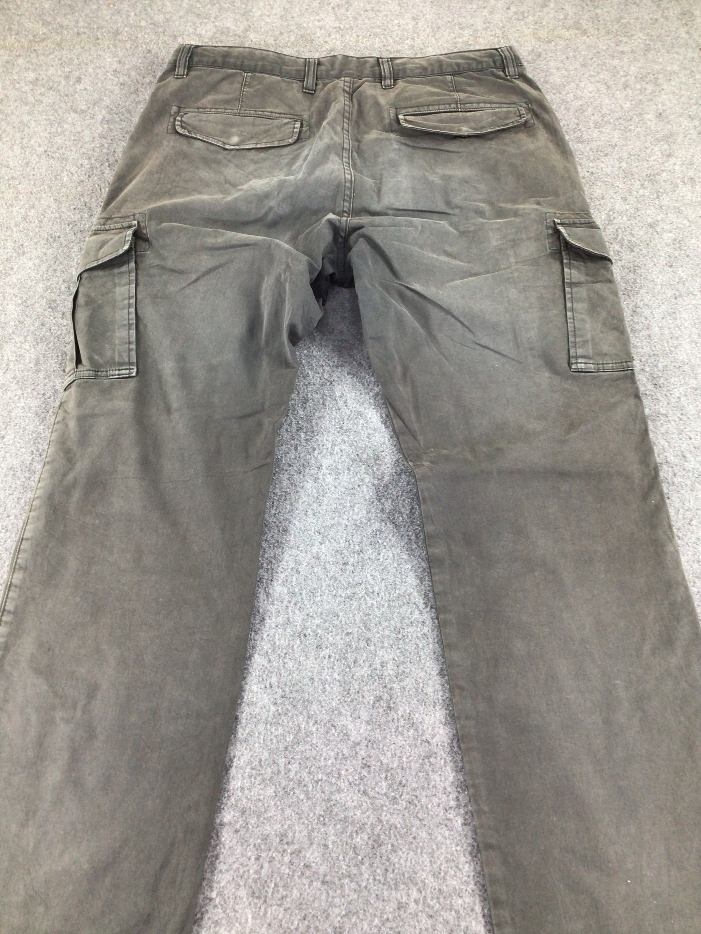 Uniqlo Uniqlo Multi Pocket Cargo Pant-J184 Size US 33 - 4 Thumbnail
