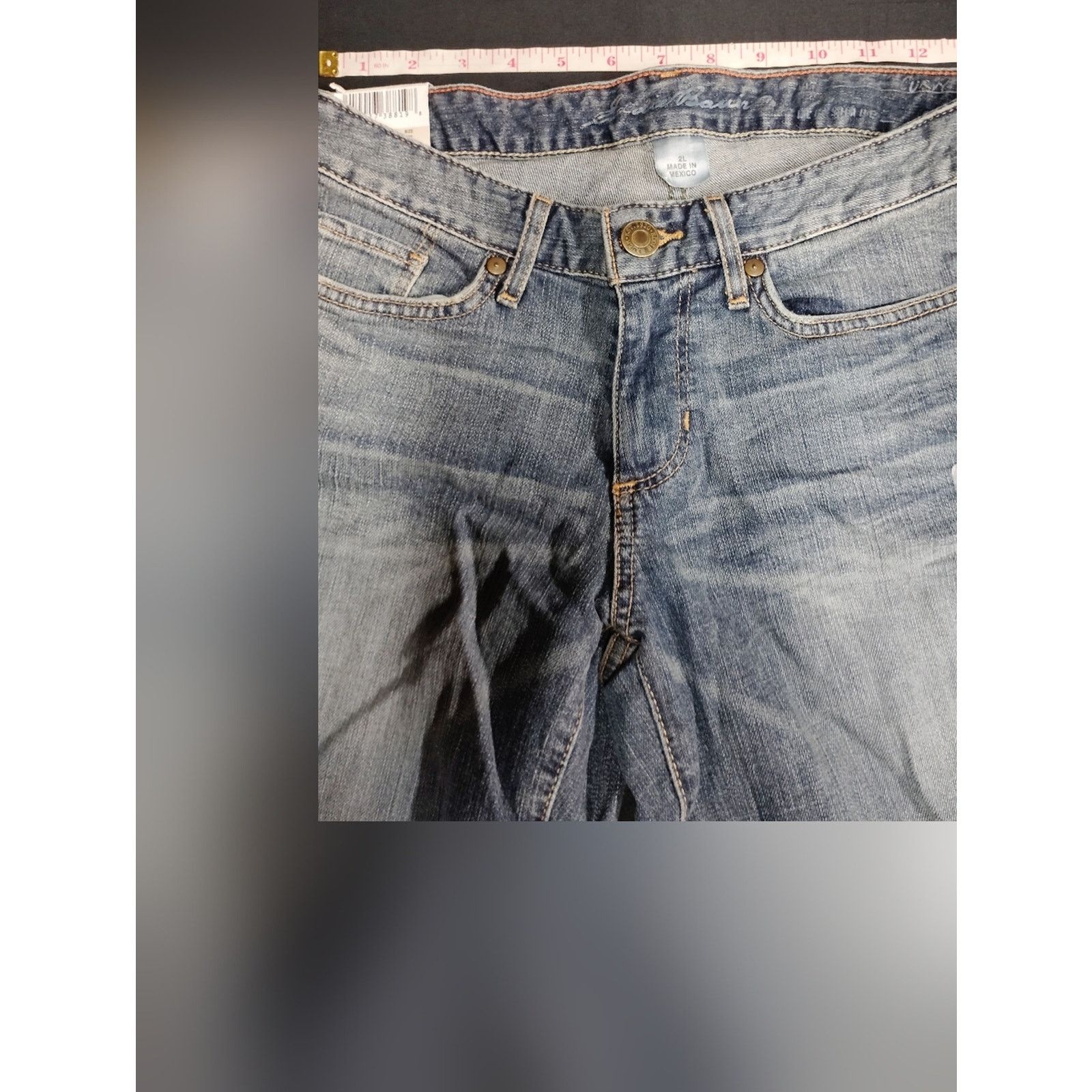 Eddie Bauer Eddie Bauer Women’s Light Wash Blue Jeans - Classic Fit Size 26" / US 2 / IT 38 - 4 Thumbnail