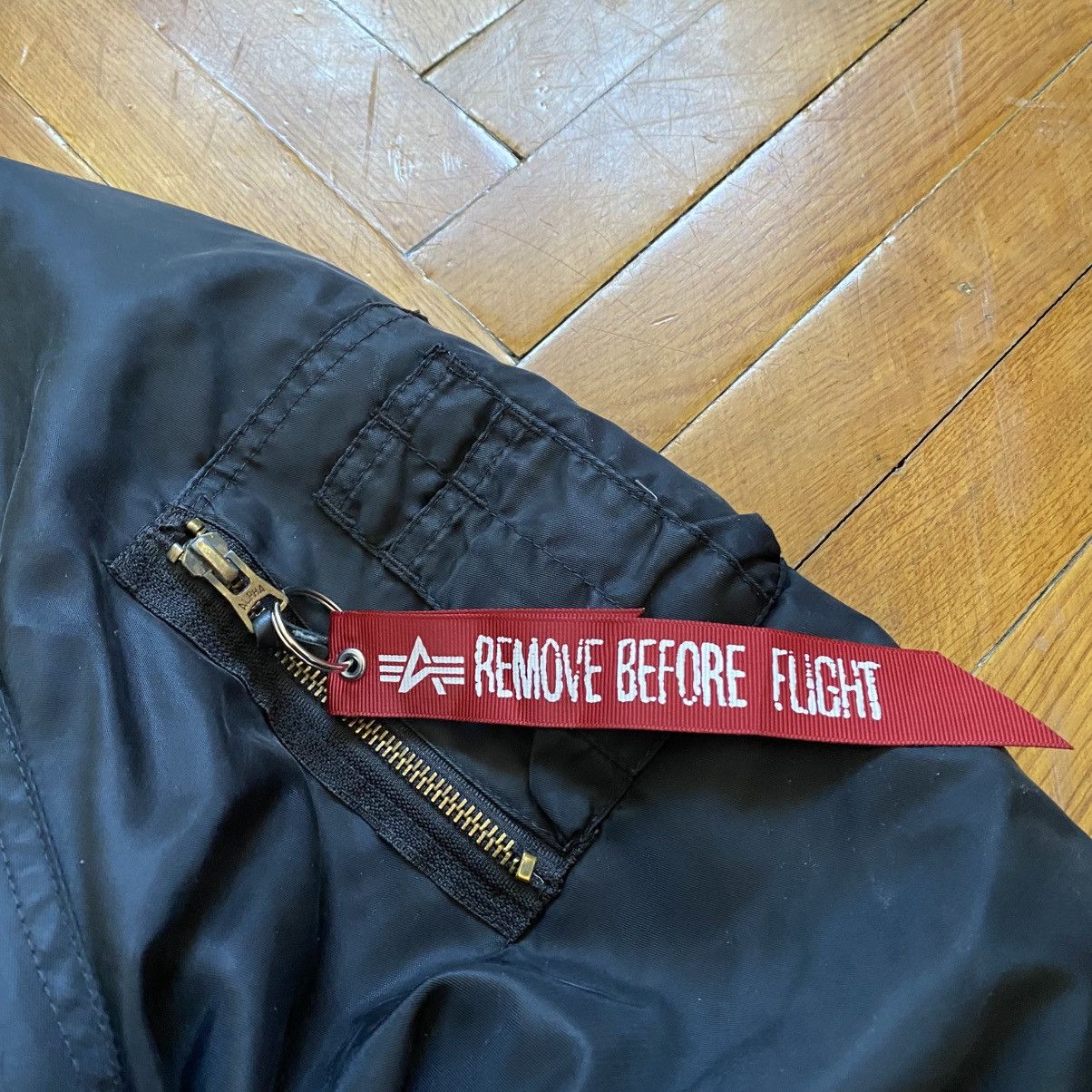 Alpha Industries VINTAGE ALPHA INDUSTRIES DISTRESSED BAGGY BOMBER WITH HOOD Size US XL / EU 56 / 4 - 7 Thumbnail
