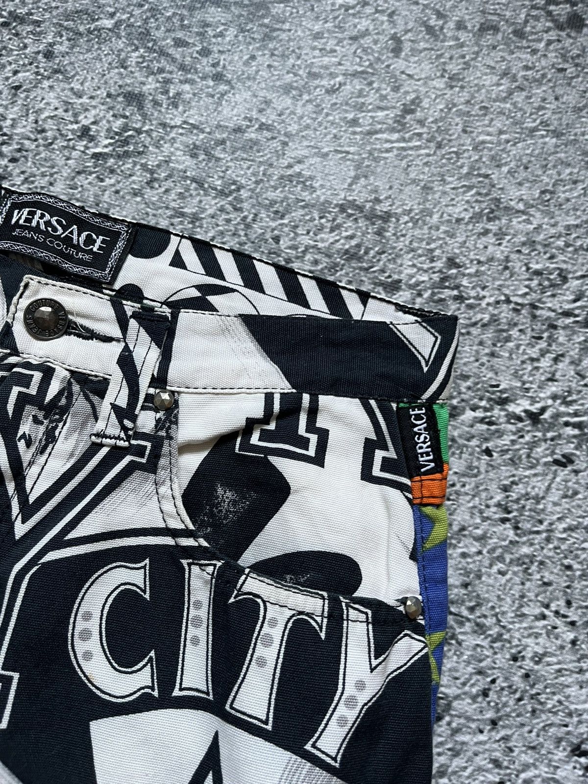 Versace × Versace Jeans Couture × Versus Versace 80’s New York City all print denim jeans pants rare archive Size 31" - 10 Thumbnail