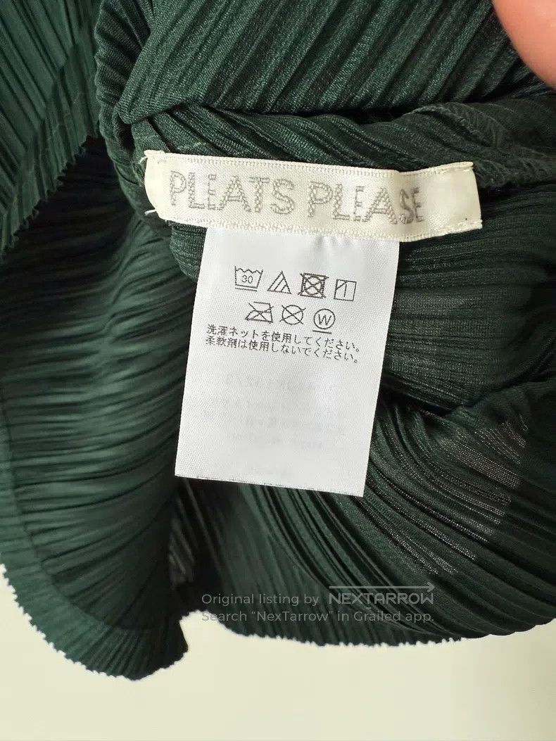 Issey Miyake Issey Miyake Dark Green Pleated Sleeveless T-shirt Size L / US 10 / IT 46 - 3 Thumbnail