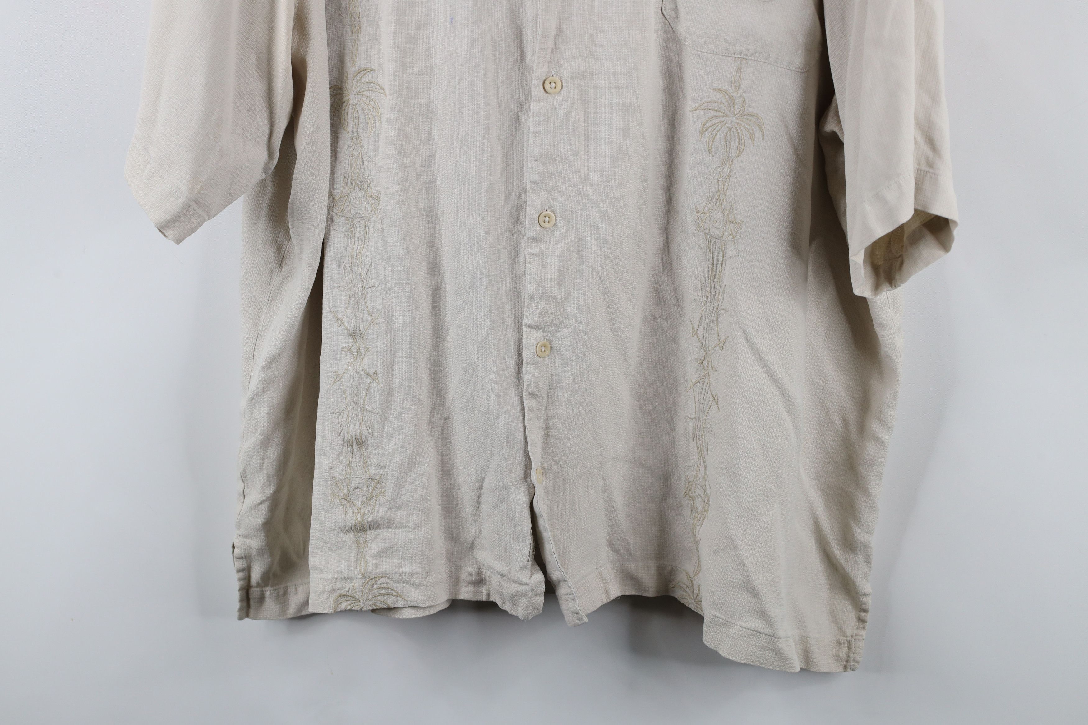 Tommy Bahama × Vintage Vintage Tommy Bahama Tribal Martini Silk Button Shirt Beige Size US XXL / EU 58 / 5 - 3 Thumbnail
