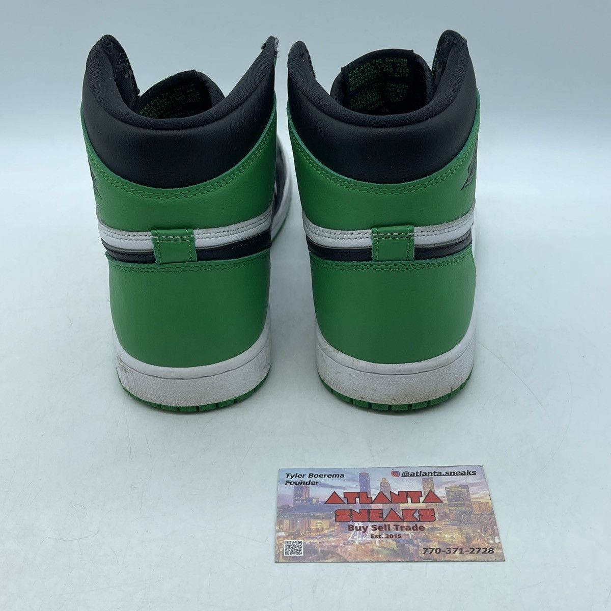Jordan Brand Air Jordan 1 high lucky green Size US 7.5 / EU 40-41 - 3 Thumbnail