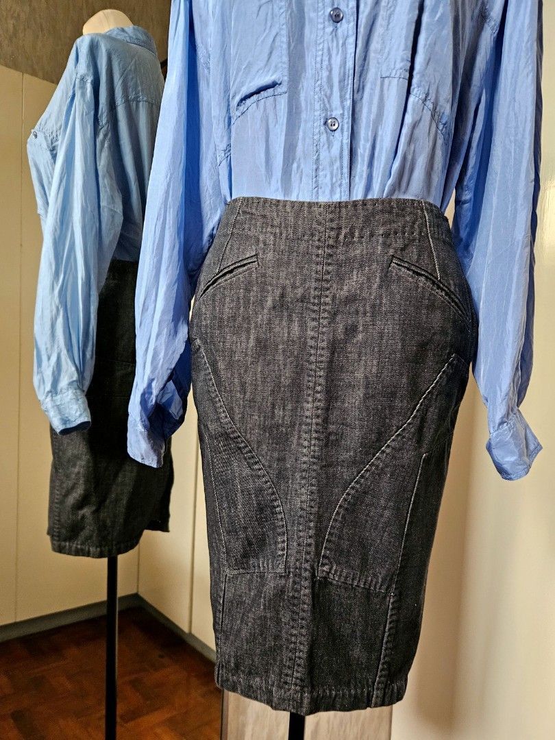 Gucci Gucci Fall 2002 Tom Ford Era Denim Acid Wash Skirt Size 26" / US 2 / IT 38 - 2 Thumbnail