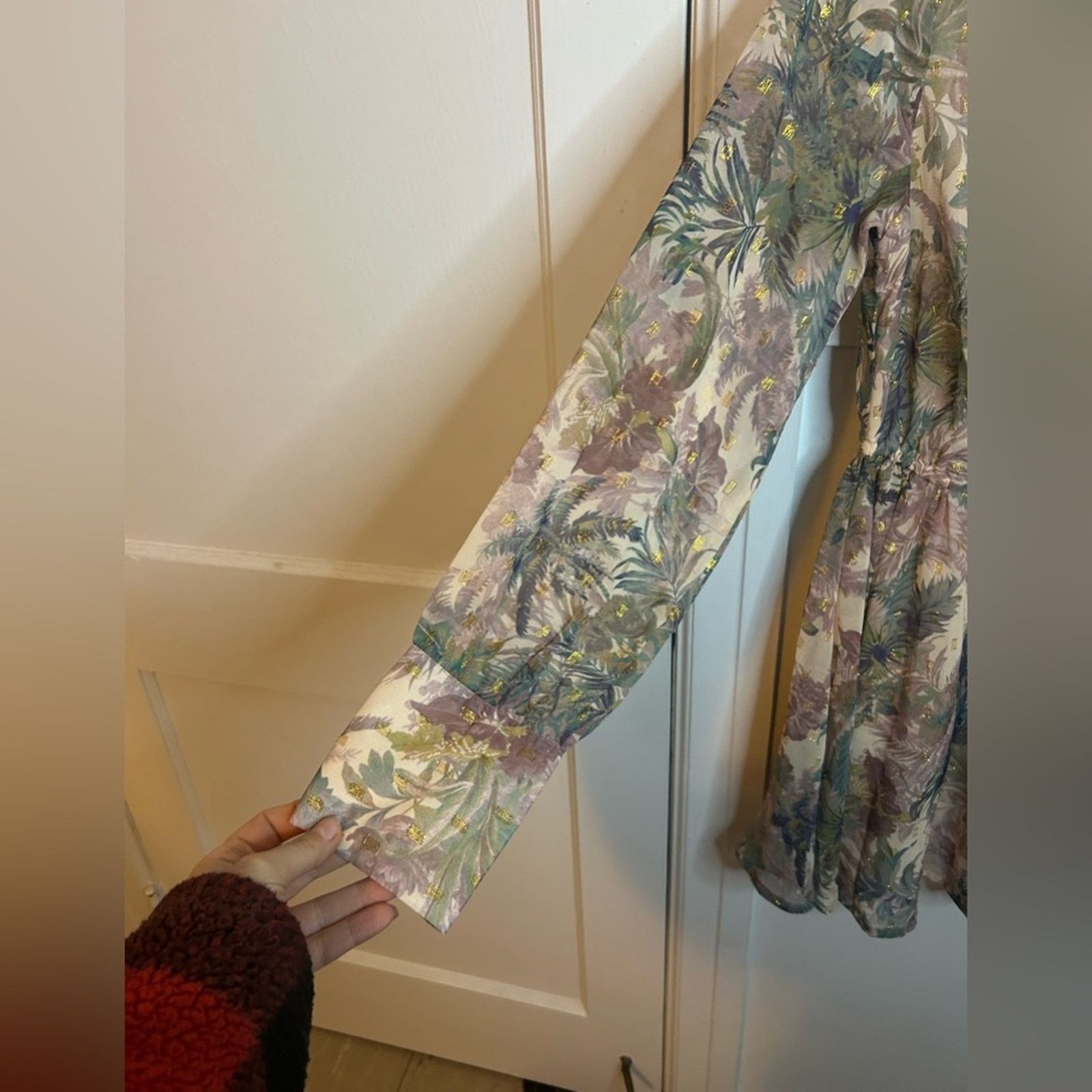 Other Amuse Society Tropical Floral Metallic V-Neck Dress Size M / US 6-8 / IT 42-44 - 5 Thumbnail