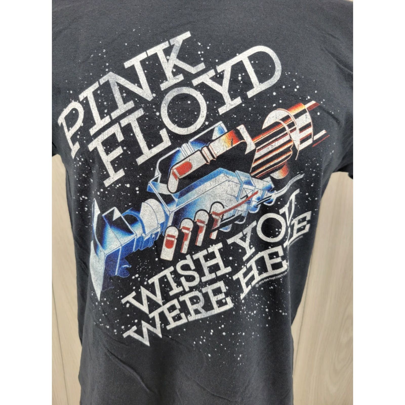 Vintage Pink Floyd Reprint Wish You Were Here Handshake Men's T Shirt M Black Crew Neck Short Sleeve Graphic Tee Size M Size US M / EU 48-50 / 2 - 2 Thumbnail