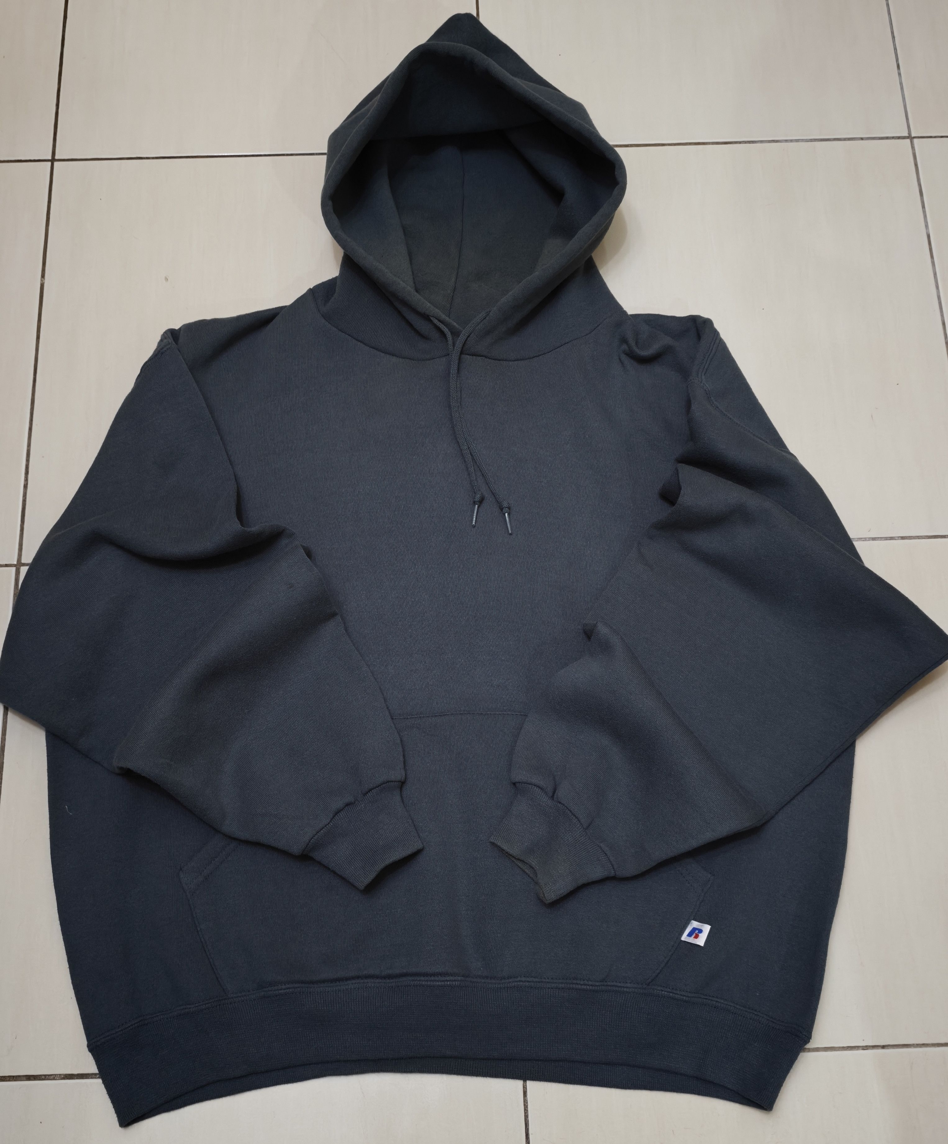 Russell Athletic Vintage Russell Athletic Plain Boxy Hoodie Size US L / EU 52-54 / 3 - 1 Thumbnail