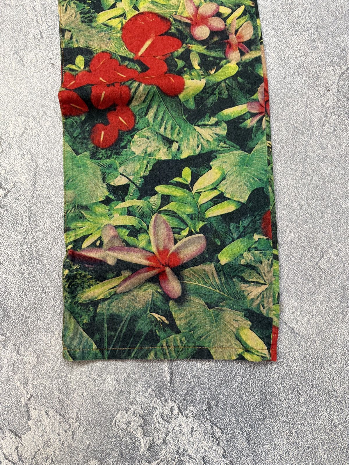Dolce & Gabbana Dolce and Gabbana - SS ‘03- Full Print Floral Pants Size US 33 - 5 Thumbnail