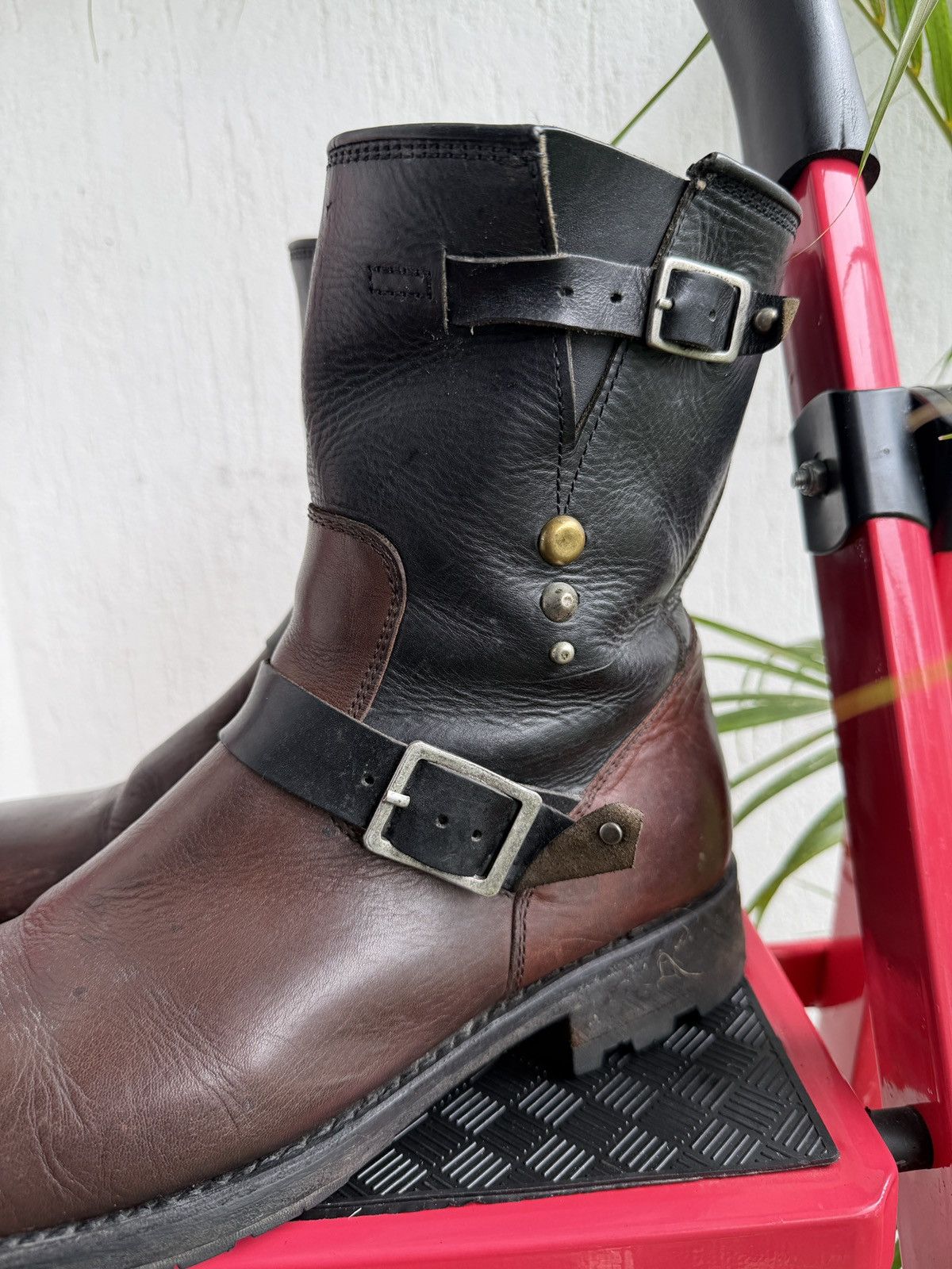 Hollywood Trading Company studded engineer Boots Size US 11.5 / EU 44-45 - 9 Thumbnail