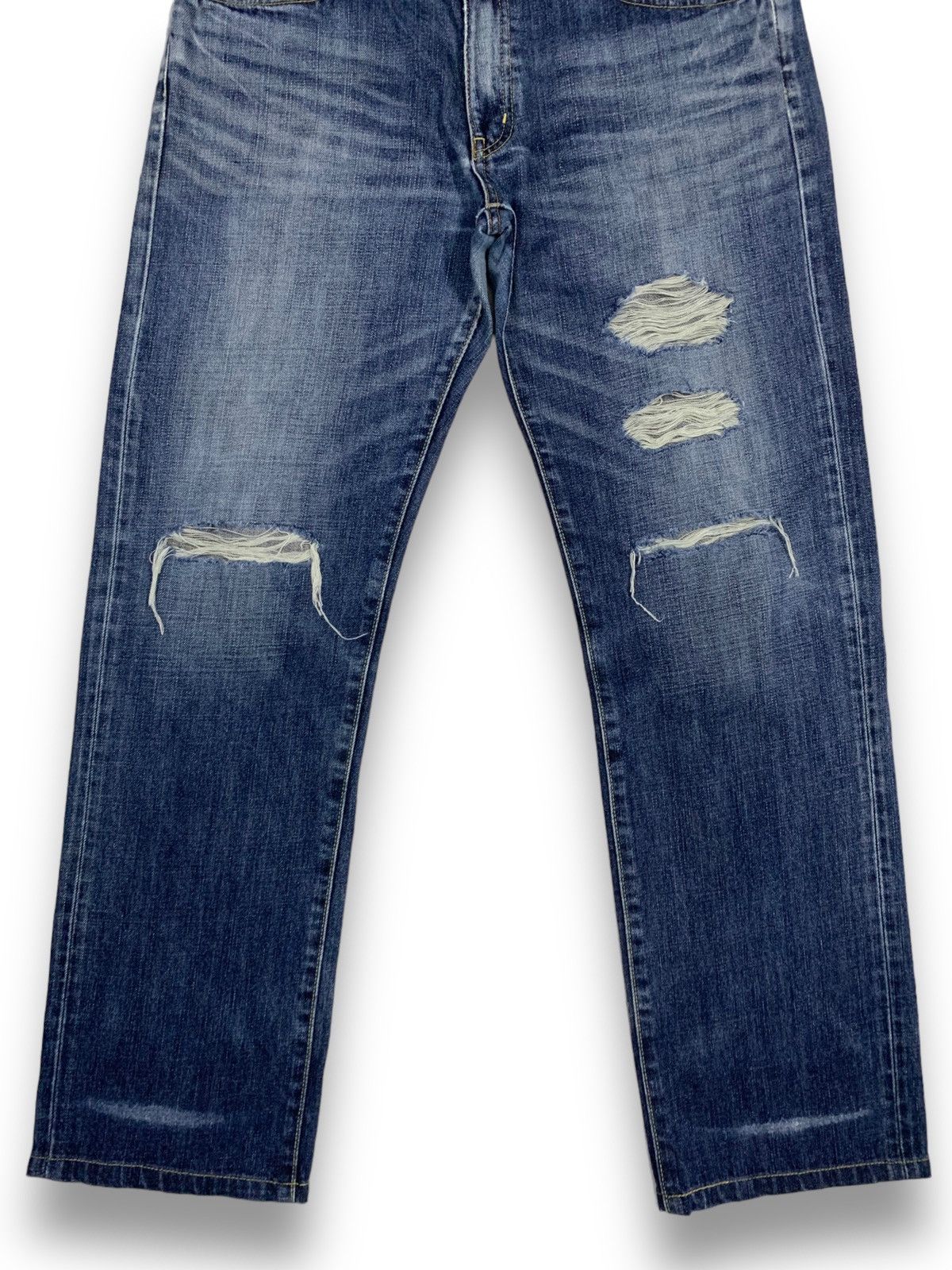 Undercover × Uniqlo Vintage Uniqlo S002 Faded Loose Straight Distressed Jeans Size US 34 / EU 50 - 9 Thumbnail