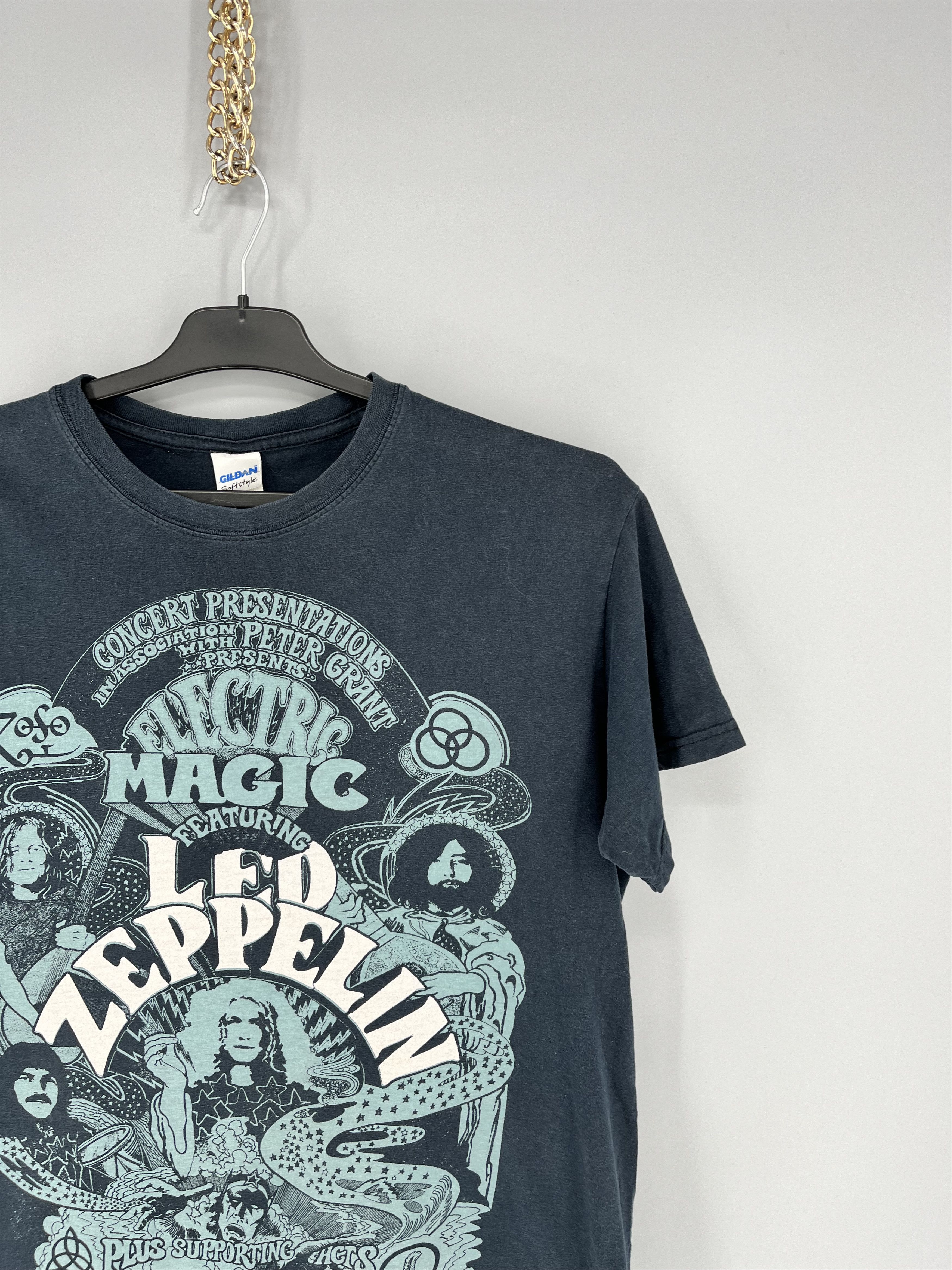 Band Tees Vintage Y2K 00s Led Zeppelin ‘ZoSo’ Band T-Shirt Size M Size US M / EU 48-50 / 2 - 6 Thumbnail