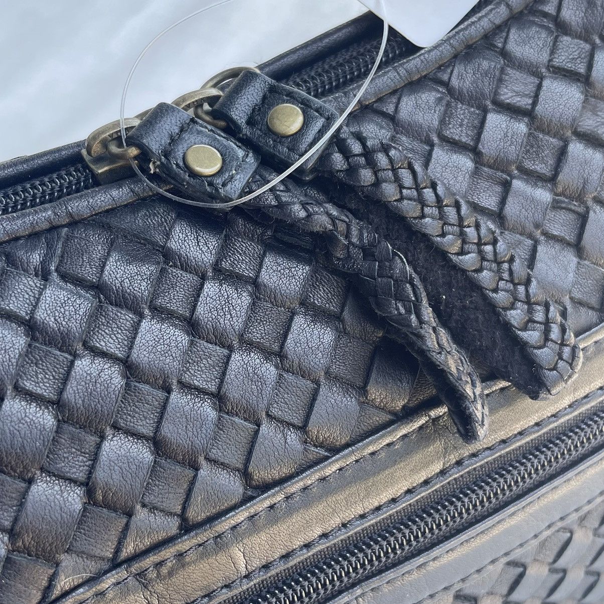 Leather Black Leather Woven Shoulder Bag Like Bottega Vaneta Size ONE SIZE - 8 Thumbnail