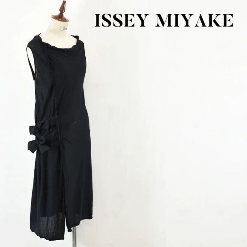 Issey Miyake Issey Miyake size:2 Black vintage mainline dress Size S / US 4 / IT 40 - 1 Thumbnail