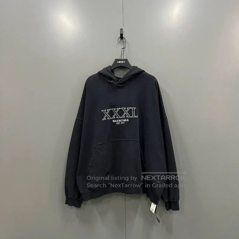 Balenciaga Balenciaga Black 3XL Print Hoodie. Size US XXL / EU 58 / 5 - 1 Thumbnail