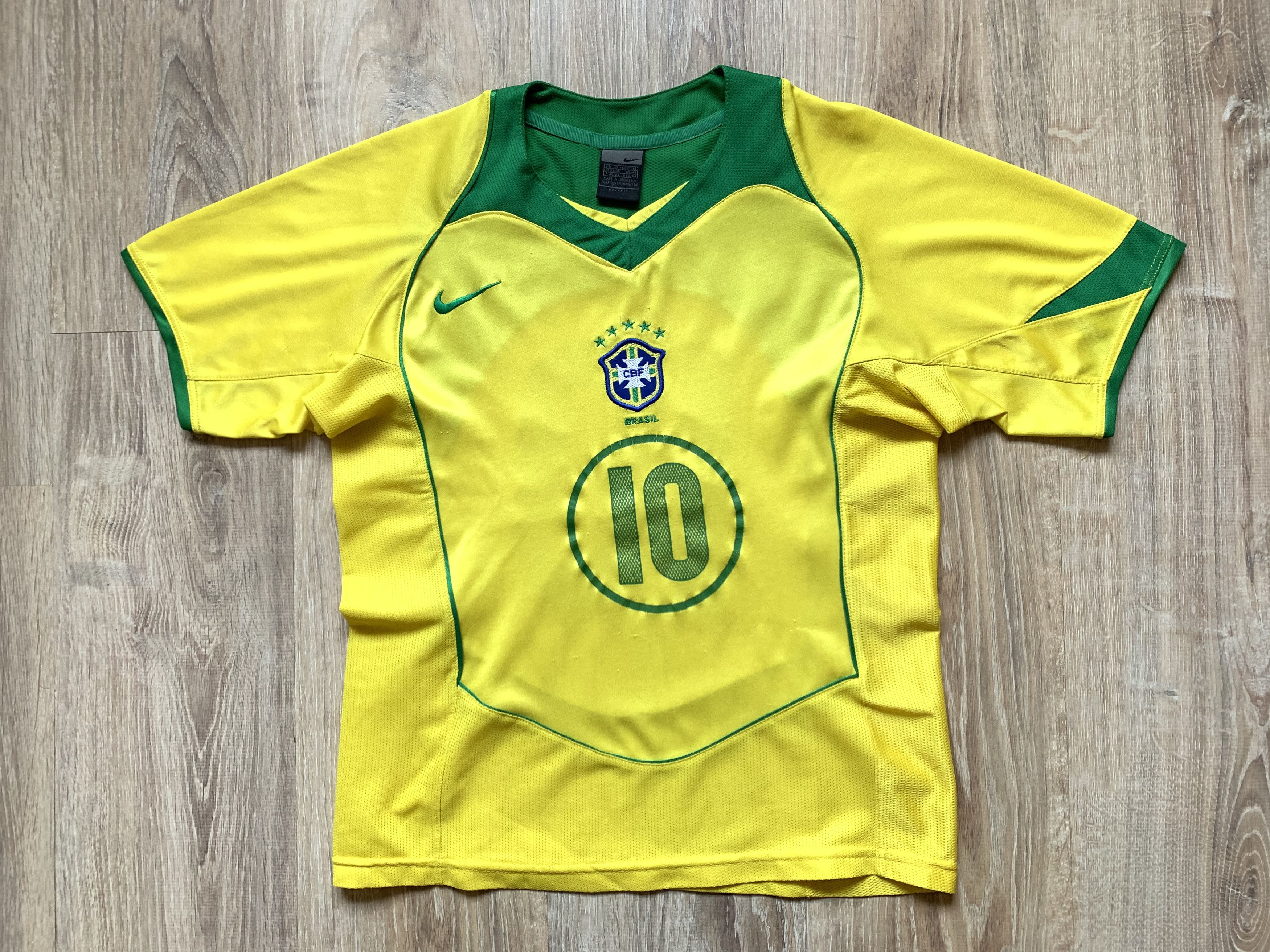 Nike × Vintage Vintage Nike Brazil Football Shirt #10 Alex 2004-2006 Size US XS / EU 42 / 0 - 1 Thumbnail